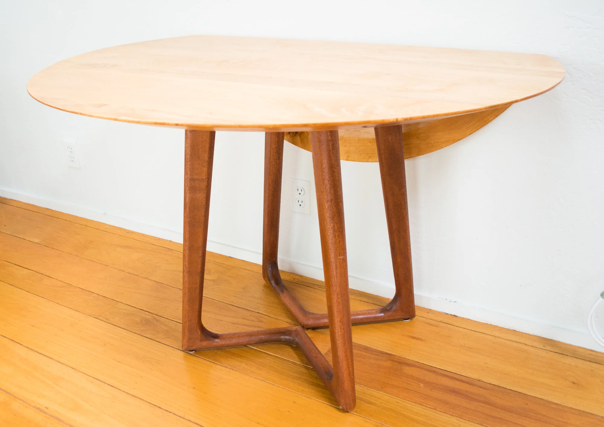 DROP LEAF SM-3.jpg