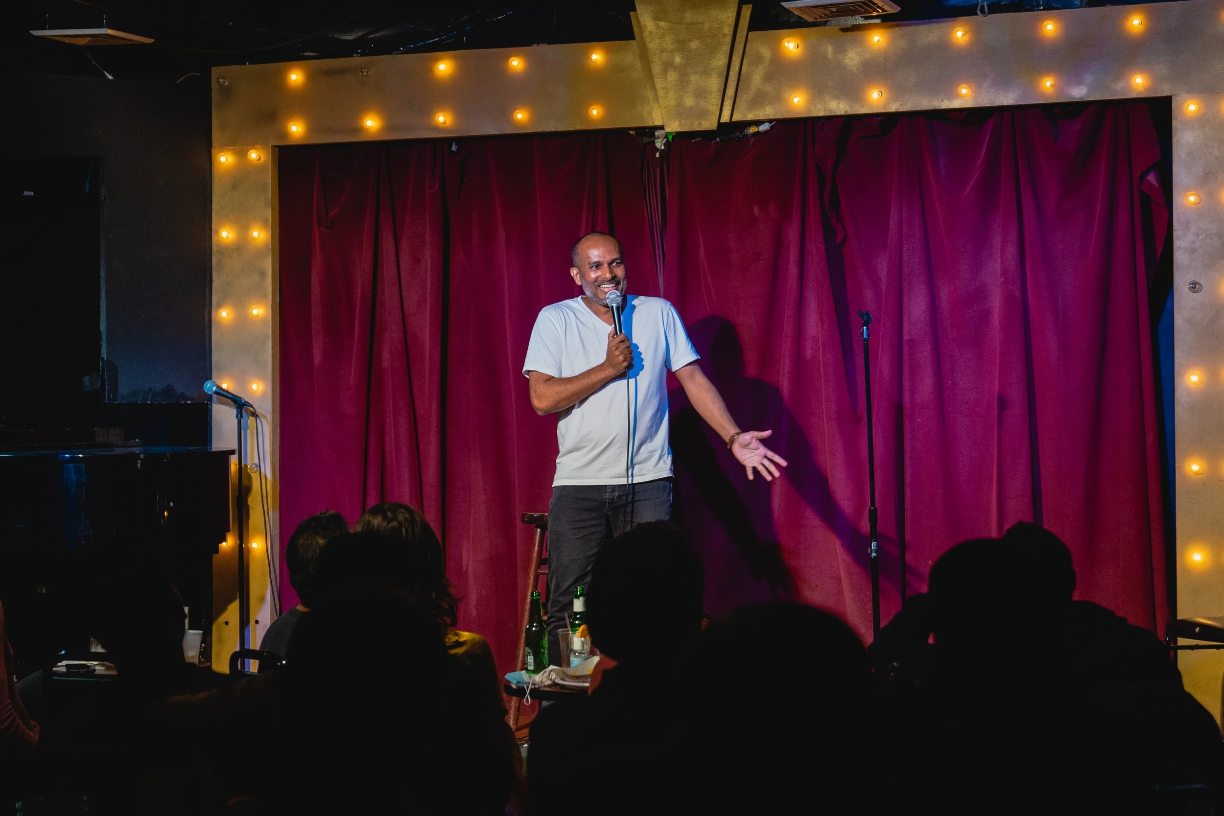 101821-Broadway Comedy Club-18.jpeg