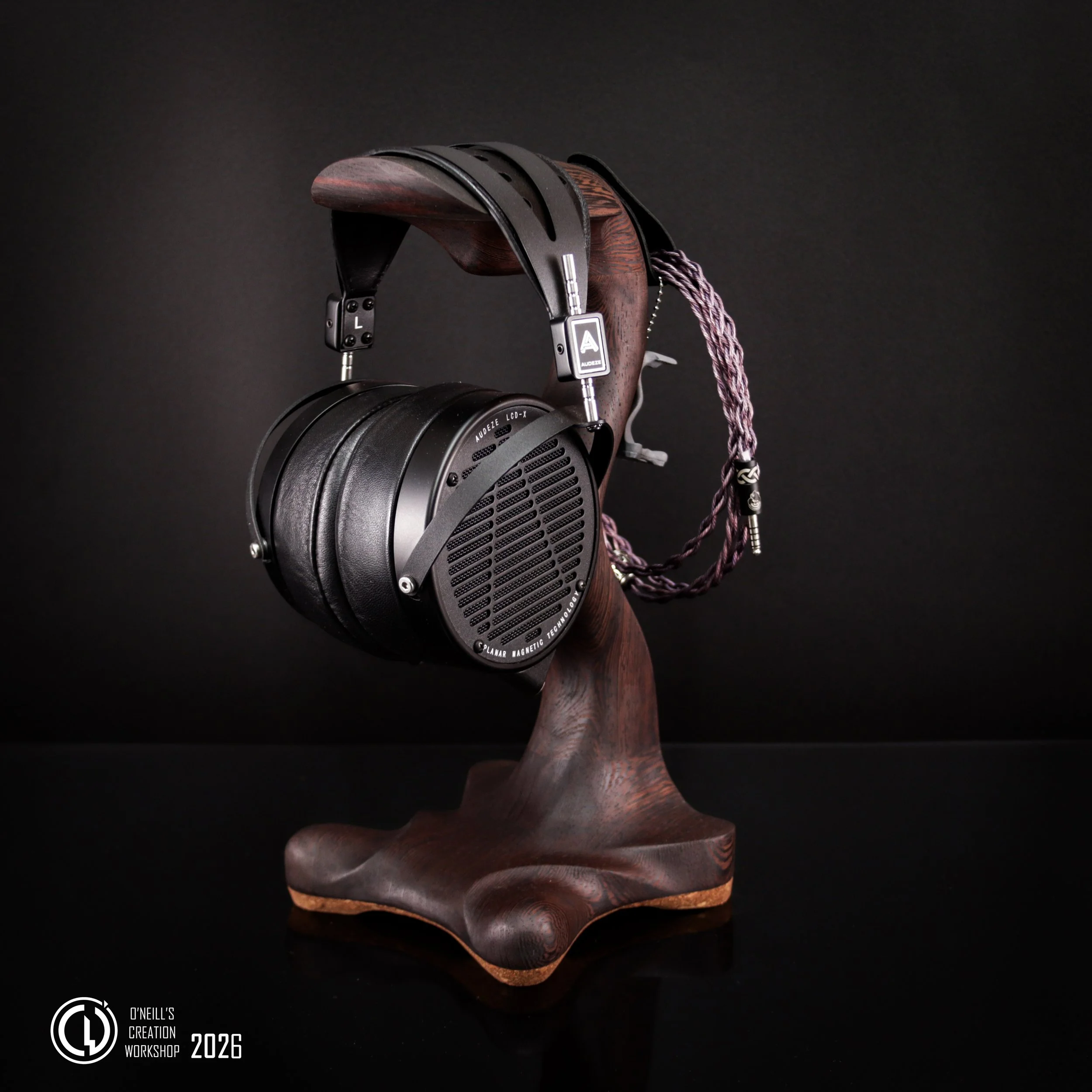 Wenge-R1-Grumpy-Goose-Headphone-Stands (5).jpg