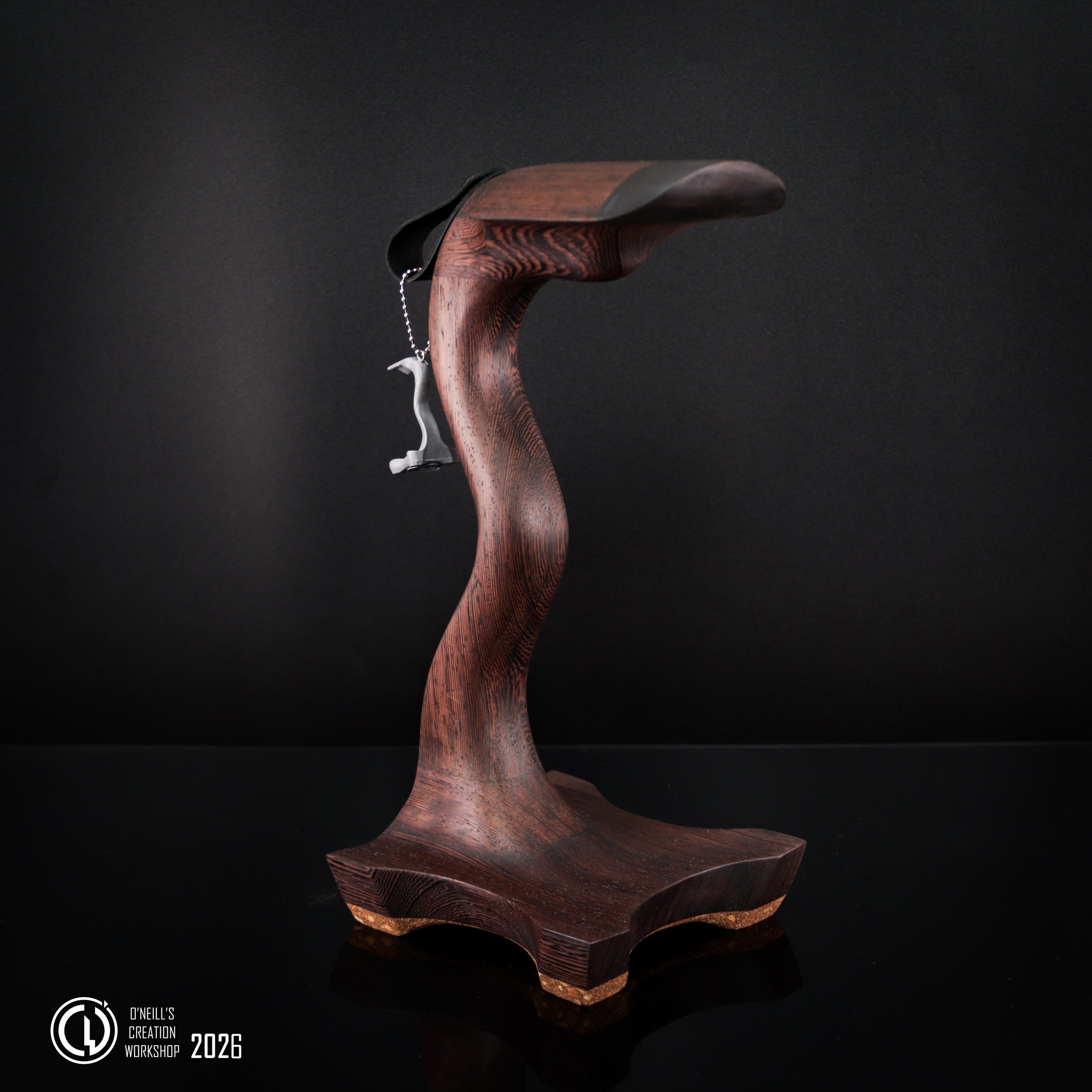 Wenge-S1-Grumpy-Goose-Headphone-Stands (1).jpg