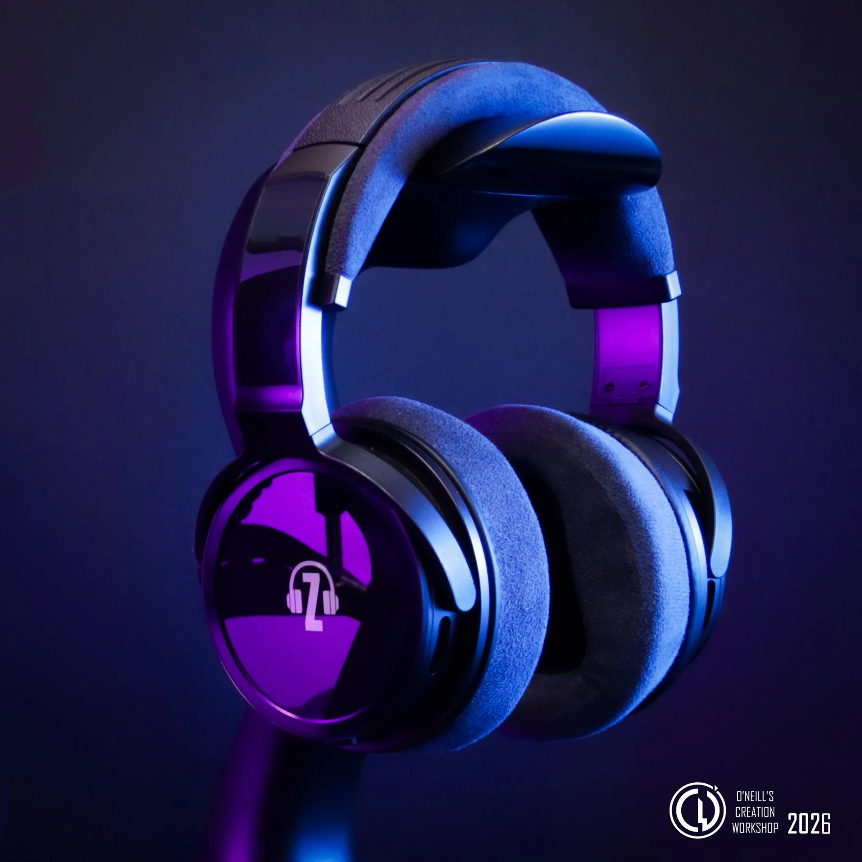 NYX-Grumpy-Goose-Headphone-Stand-purple-blue (4).jpg