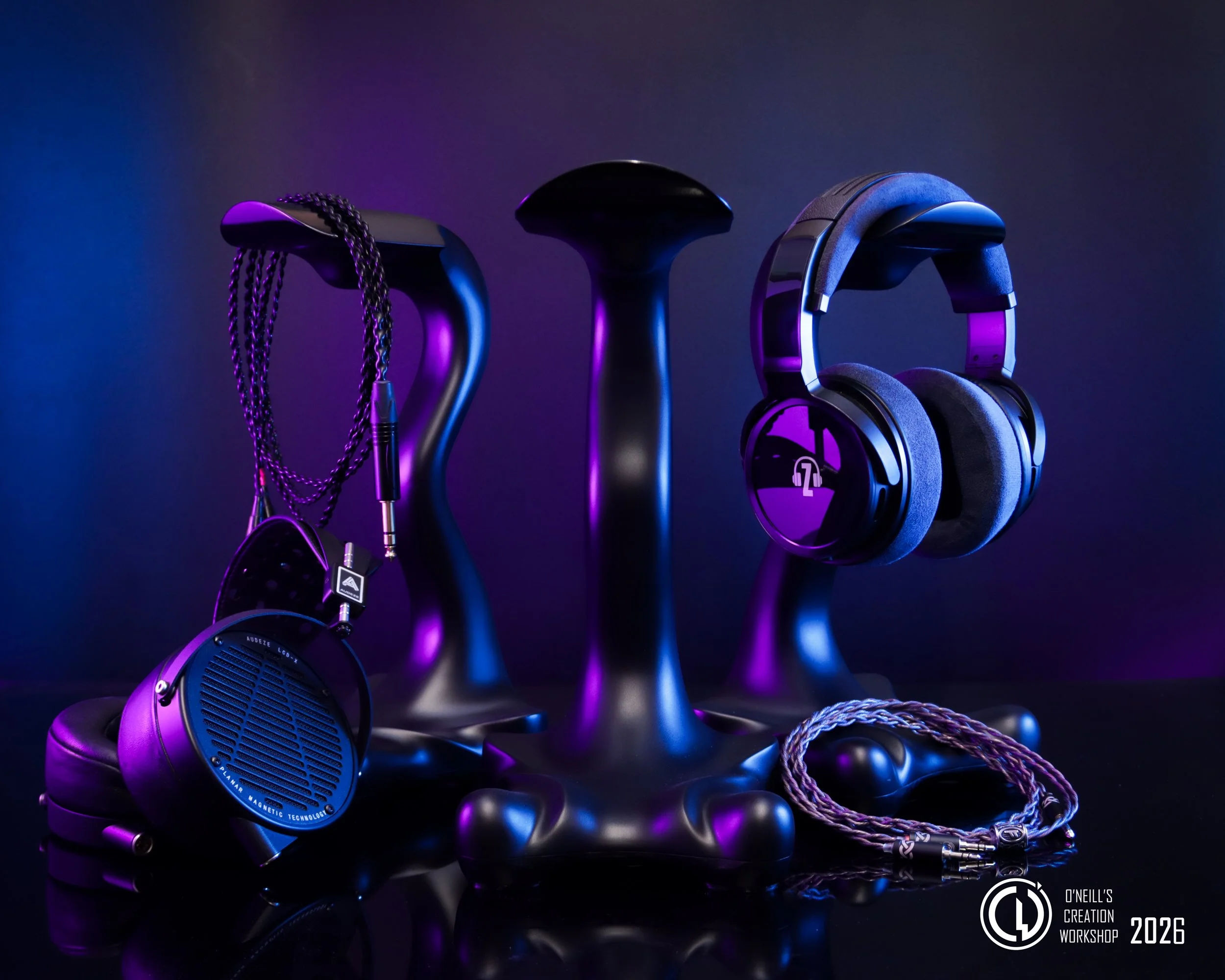 NYX-Grumpy-Goose-Headphone-Stand-purple-blue (3).jpg
