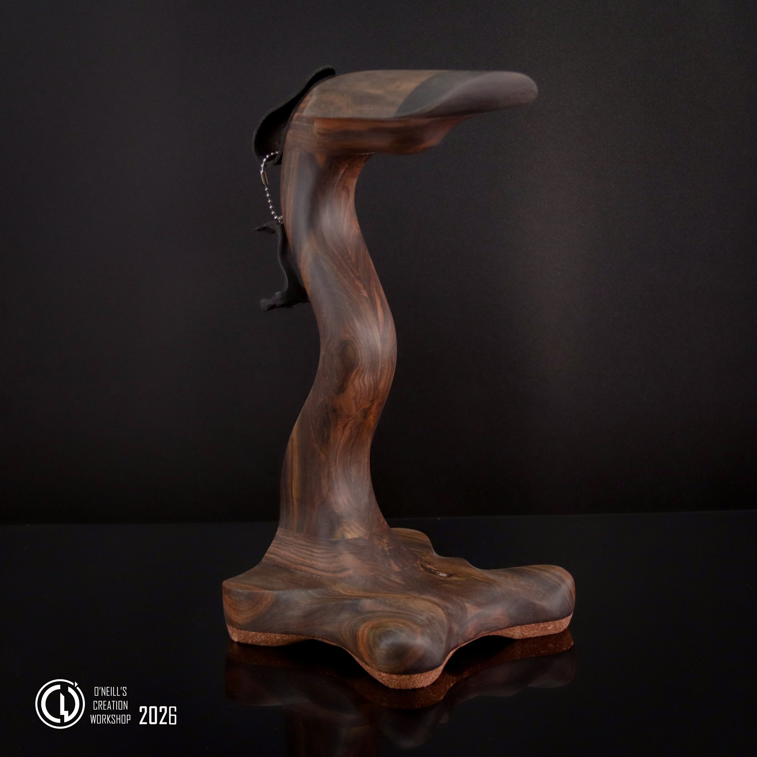 Blackheart-wood-R3-grumpy-goose-headphone-stand-2026 (1).jpg