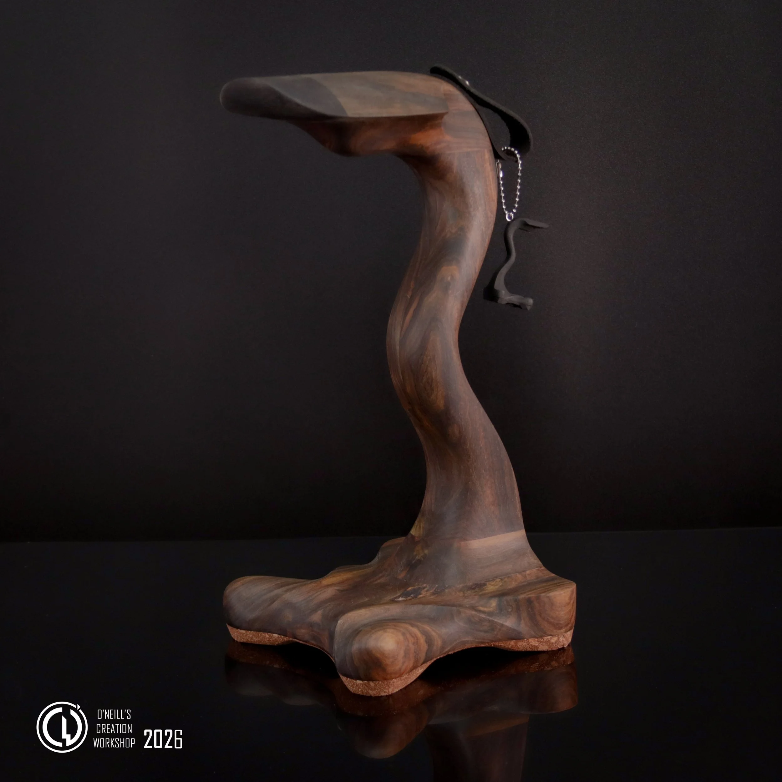 Blackheart-wood-R3-grumpy-goose-headphone-stand-2026 (4).jpg