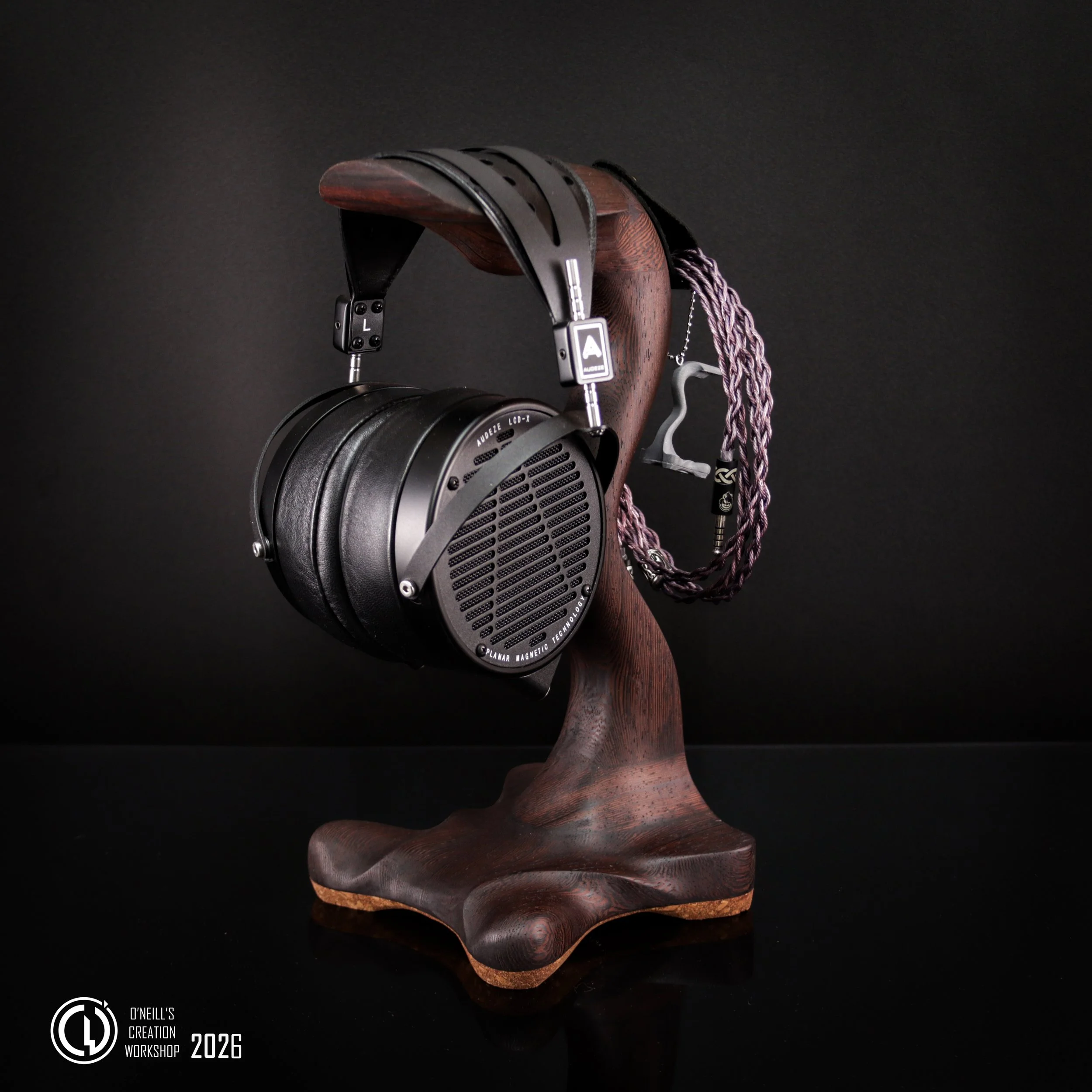 Wenge-R2-Grumpy-Goose-Headphone-Stands (5).jpg