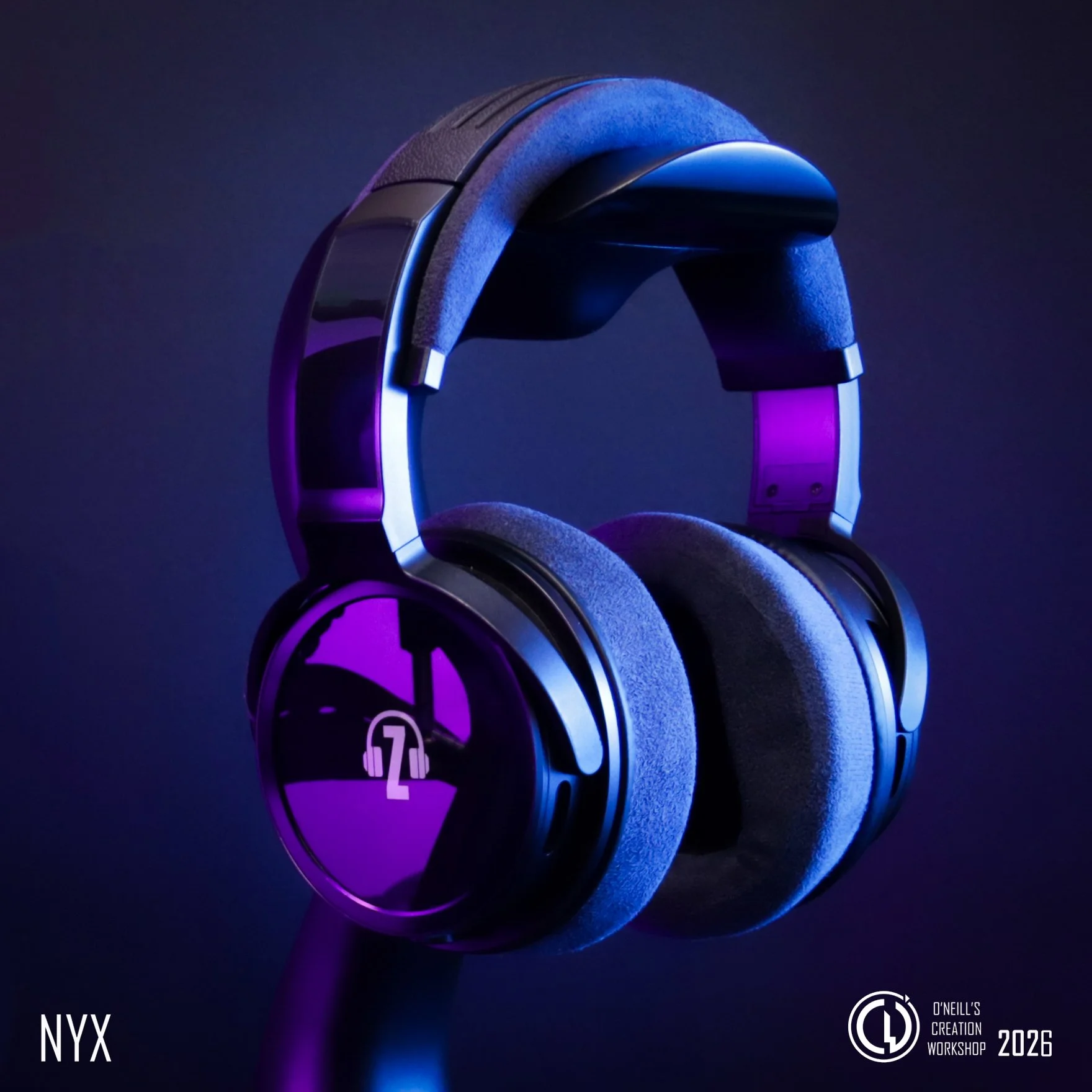 NYX-Grumpy-Goose-Headphone-Stand-purple-blue-light (4).jpg
