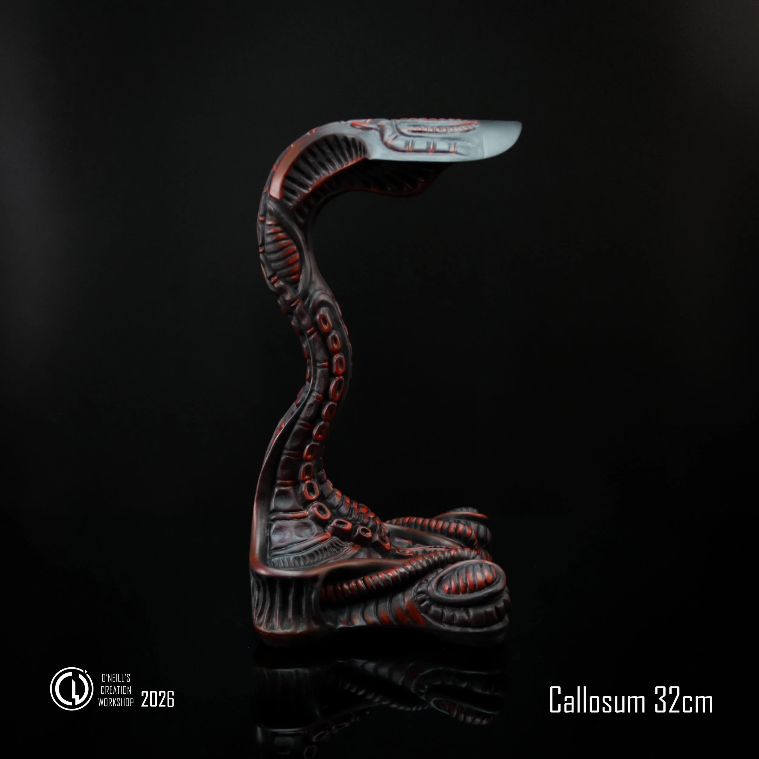 Callosum_Red_Full_size_Grumpy_Goose_headphone_stand (2).jpg