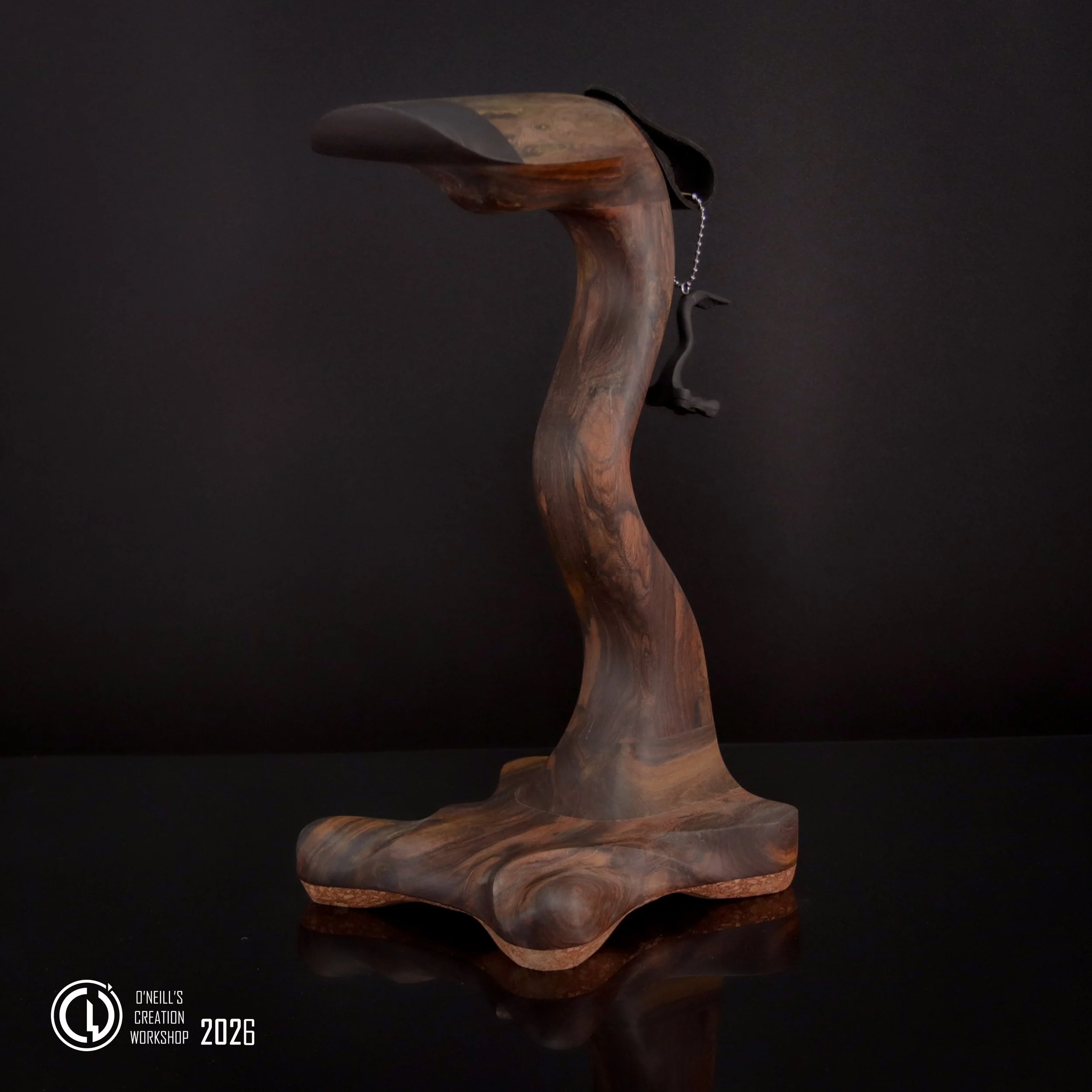 Blackheart-wood-R1-grumpy-goose-headphone-stand-2026 (4).jpg