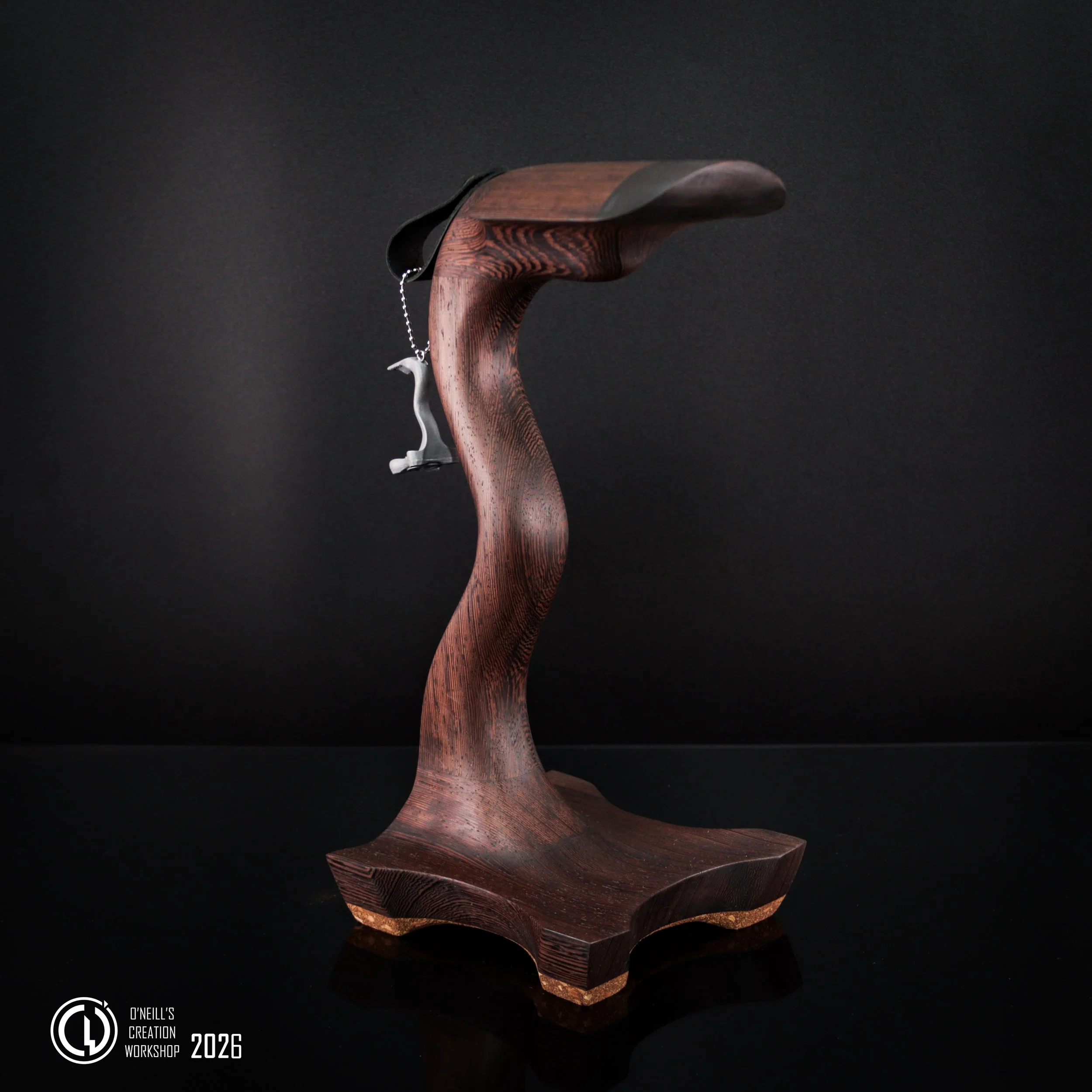 Wenge-S1-Grumpy-Goose-Headphone-Stands (1).jpg