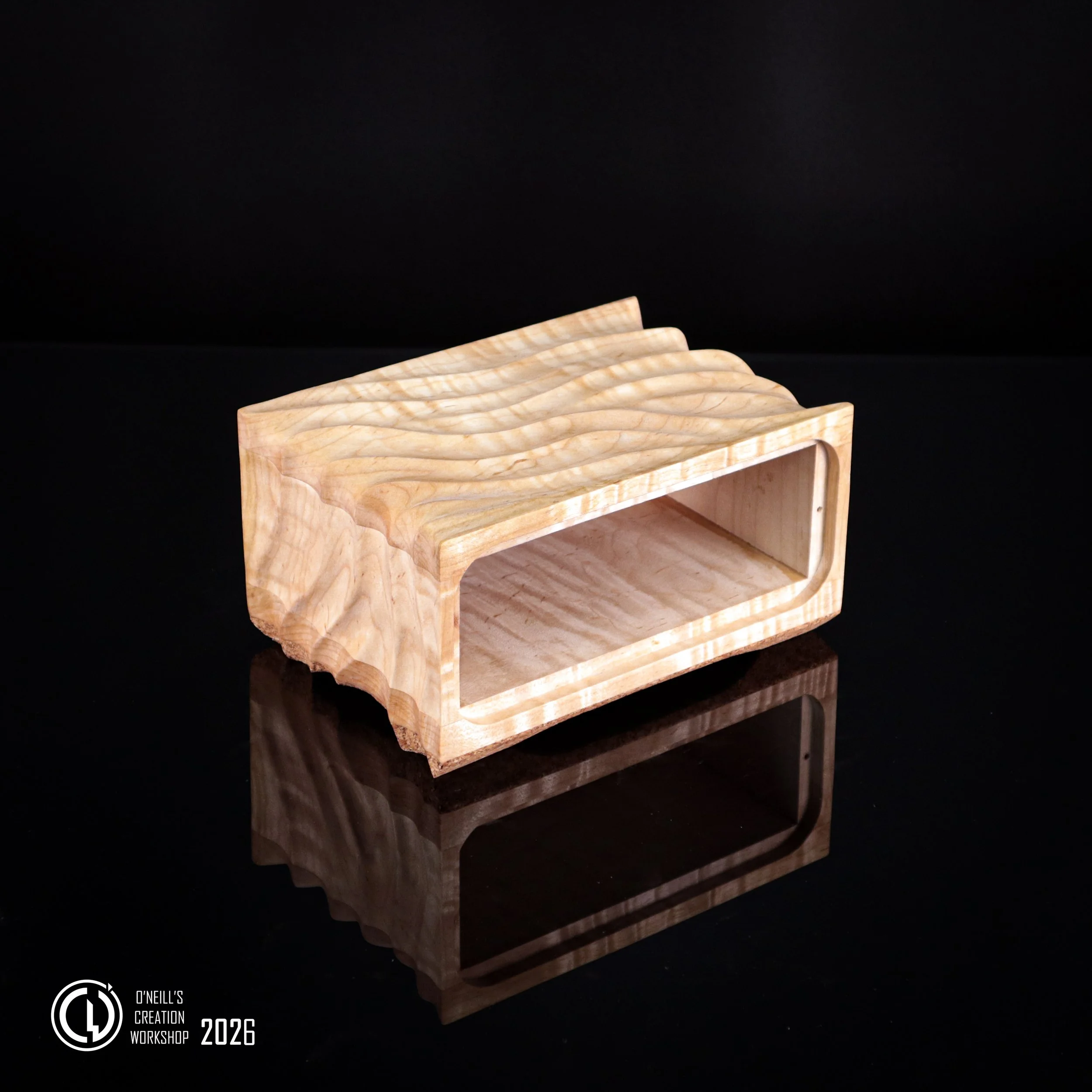 Curly-Maple-Geshelli-labs-custom-carved-case-2026 (2).jpg