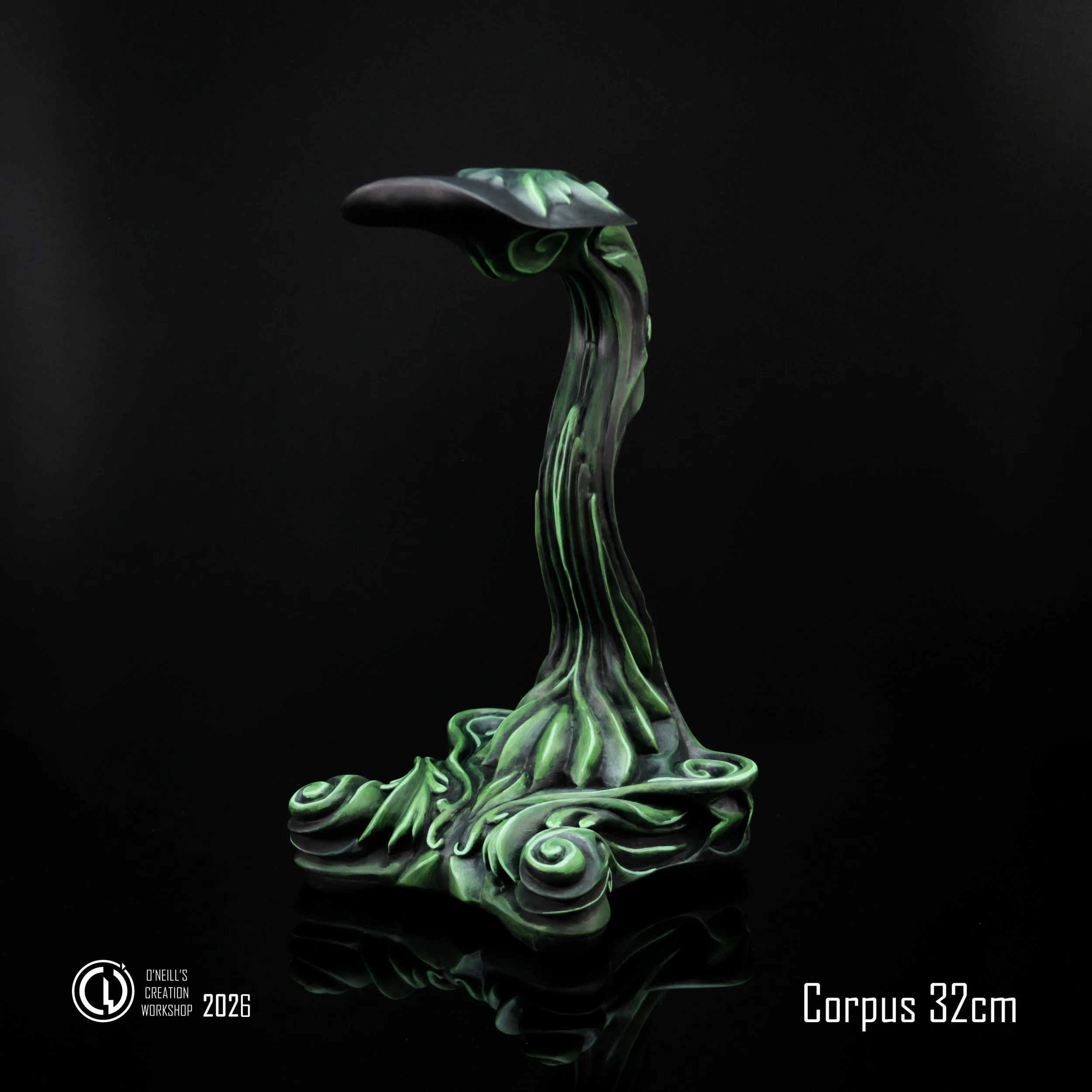 Corpus_Green_Full_size_Grumpy_Goose_headphone_stand (4).jpg