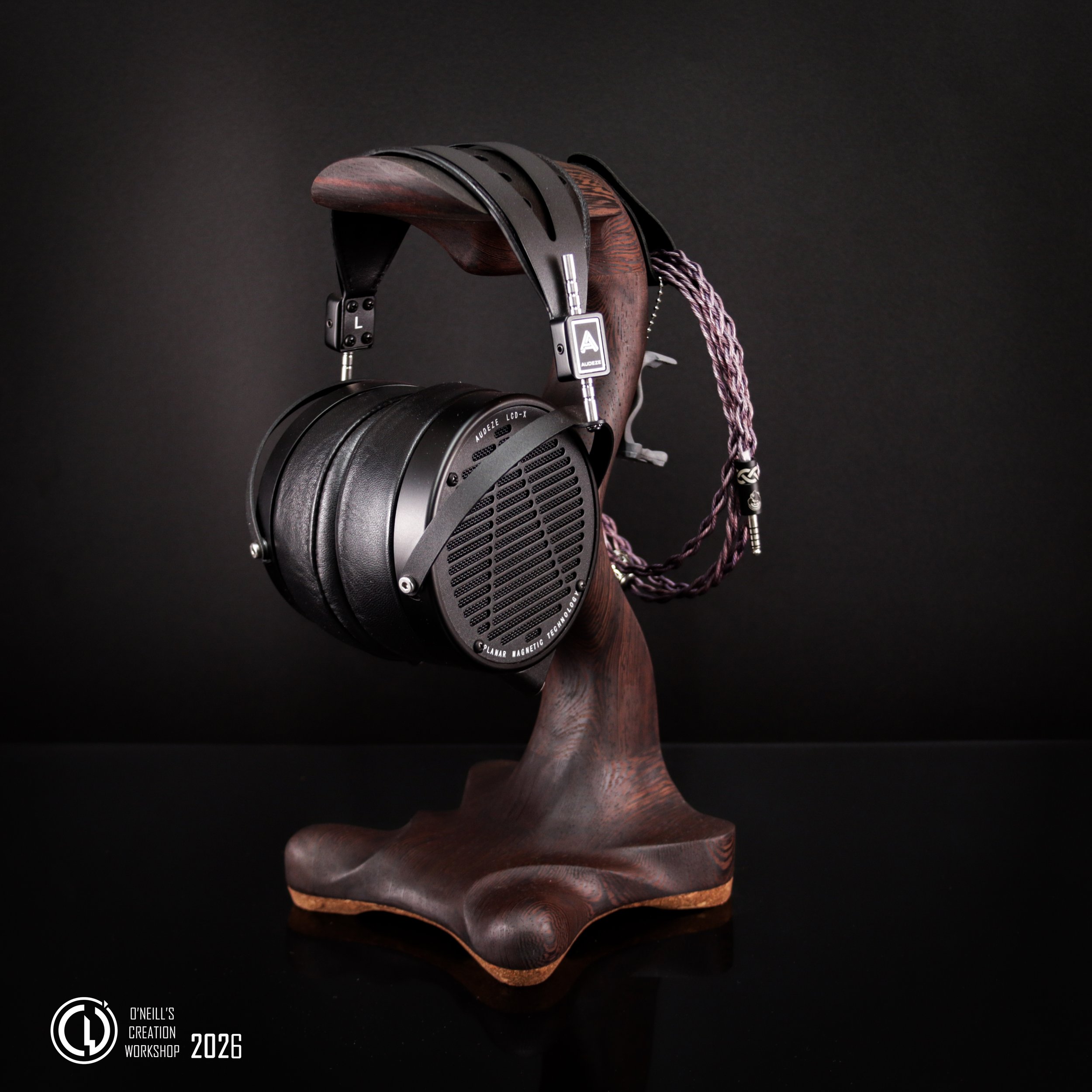Wenge-R1-Grumpy-Goose-Headphone-Stands (5).jpg