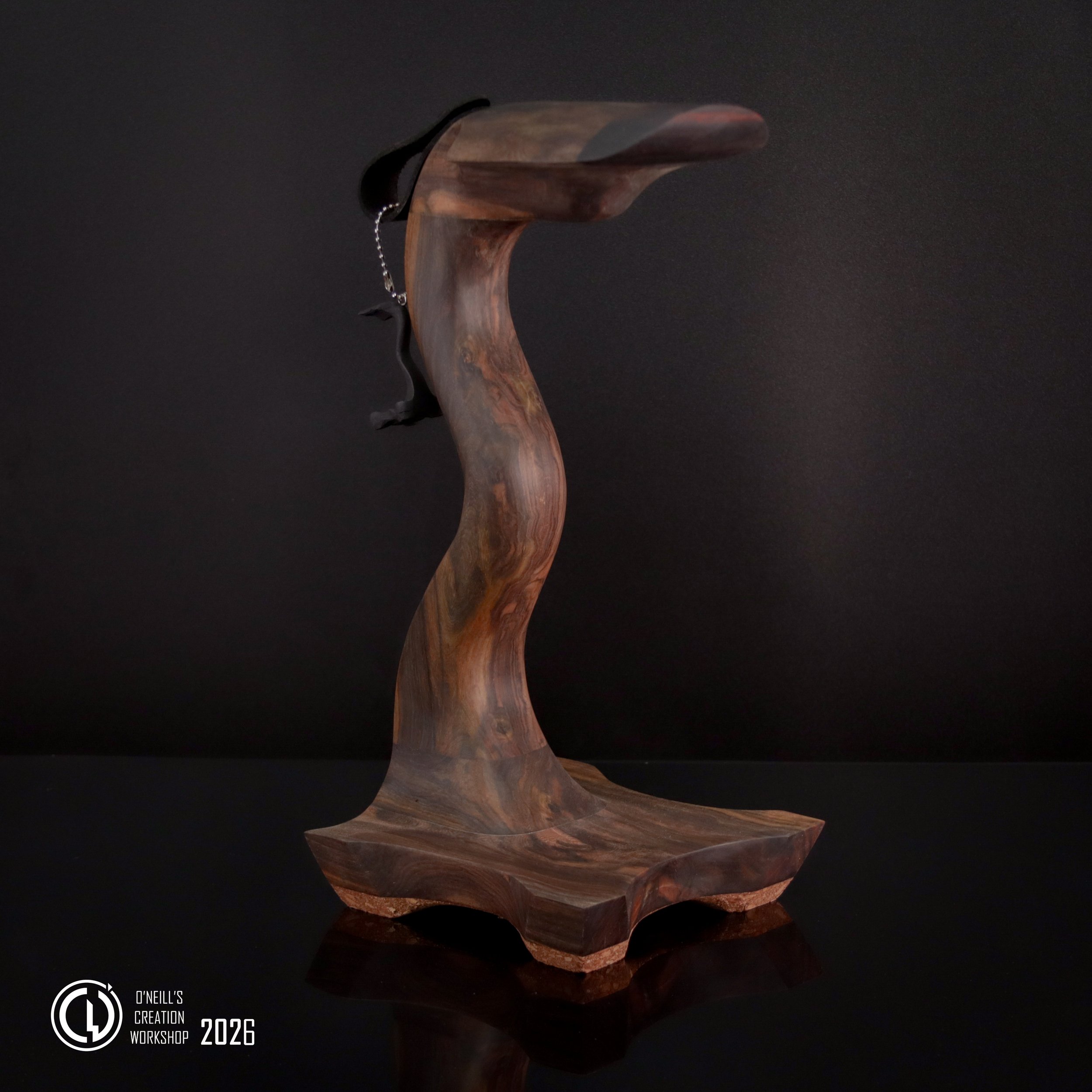 Blackheart-wood-S1-grumpy-goose-headphone-stand-2026 (1).jpg