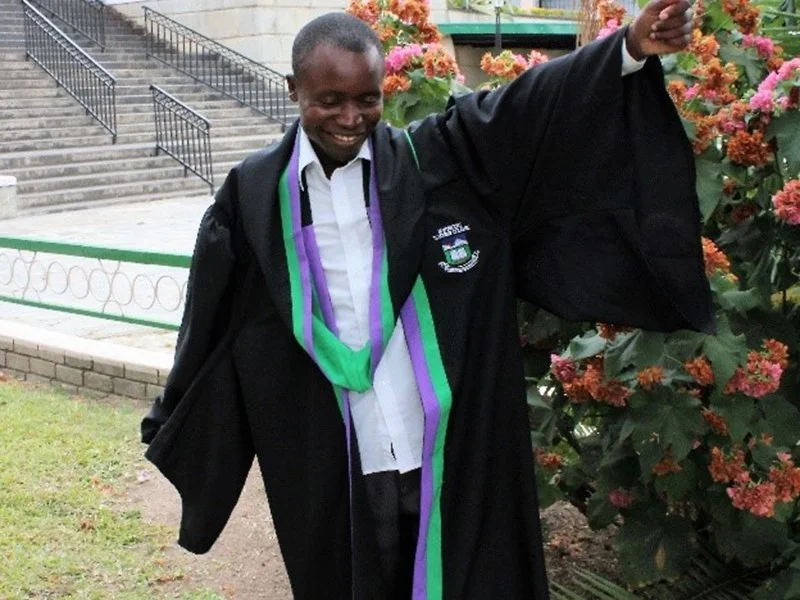 Maxwell graduates college