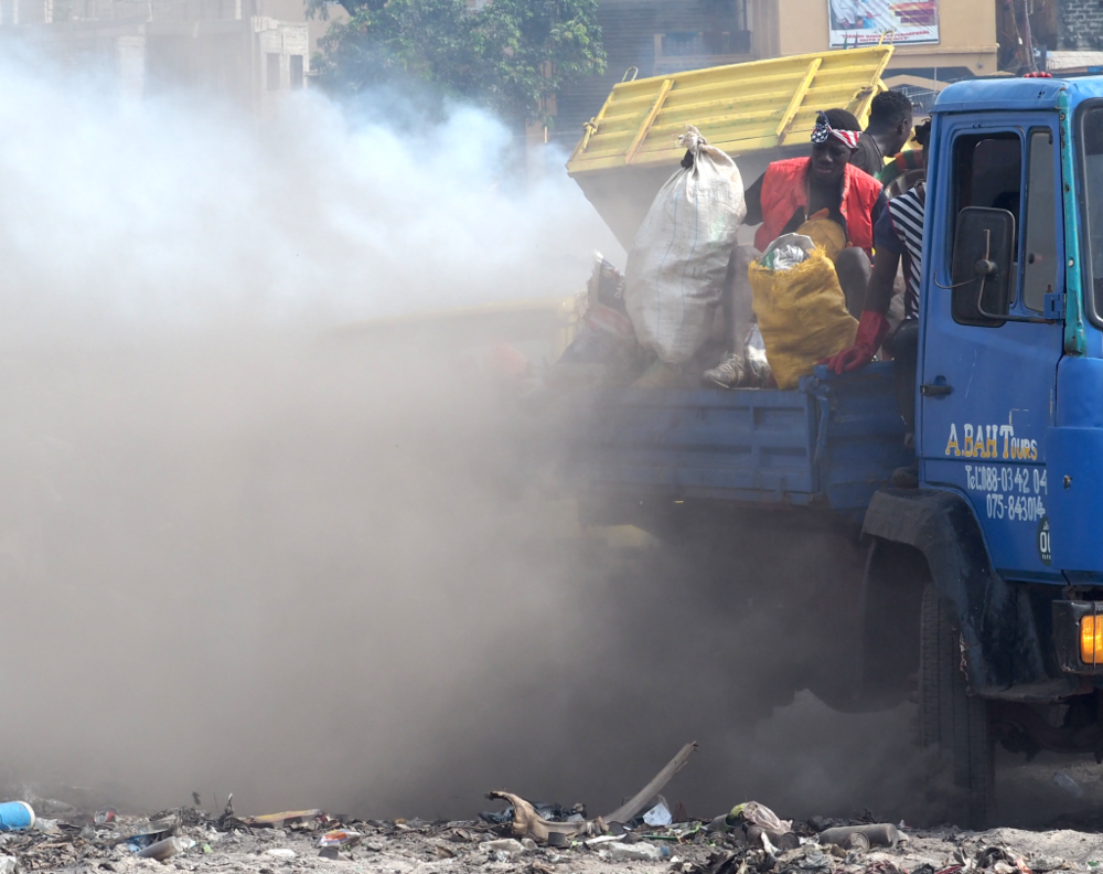truck-dust-1024x811.png