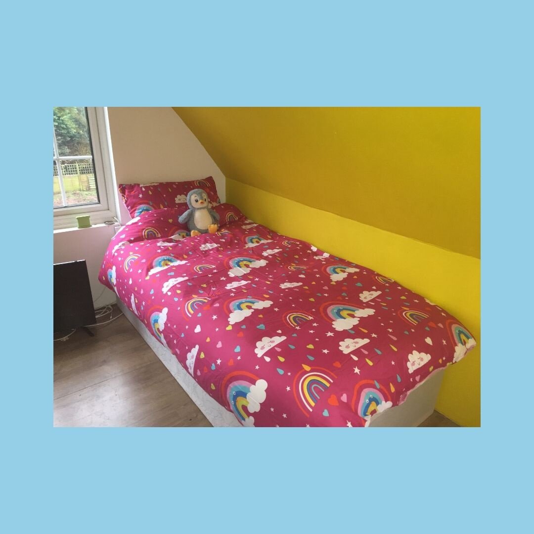 Bedding Set 4 Girls Square Border.jpg