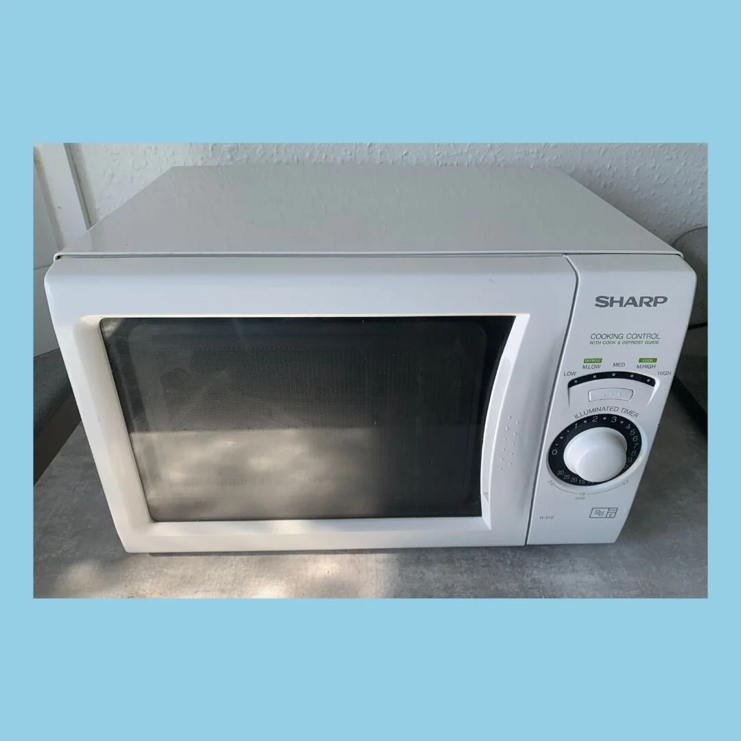 Microwave Blue Border.jpg