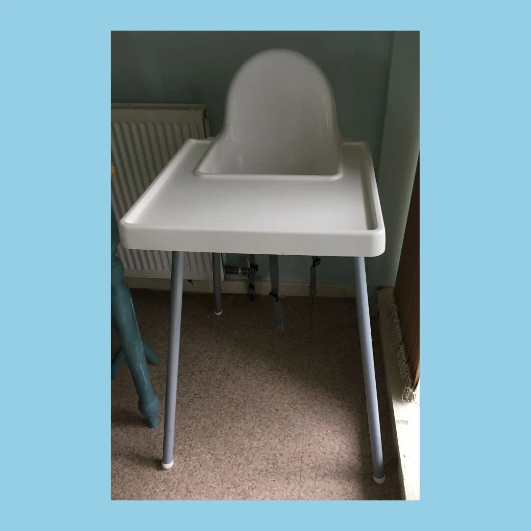 High chair blue border.jpg