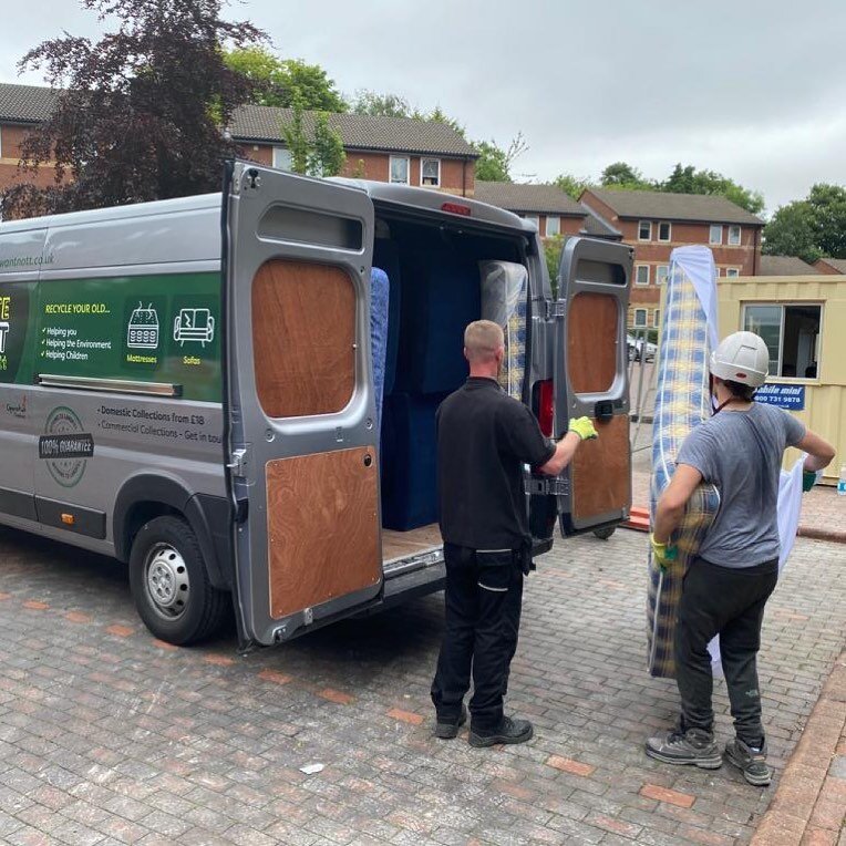 Happy Sunday everyone! 
Hope you&rsquo;ve all had a wonderful weekend. 
Our van will be out and about collecting again tomorrow. 
If you need to responsibly dispose of a sofa, mattress or bed base, give us a shout 👍🏼

*Prices &amp; booking info can