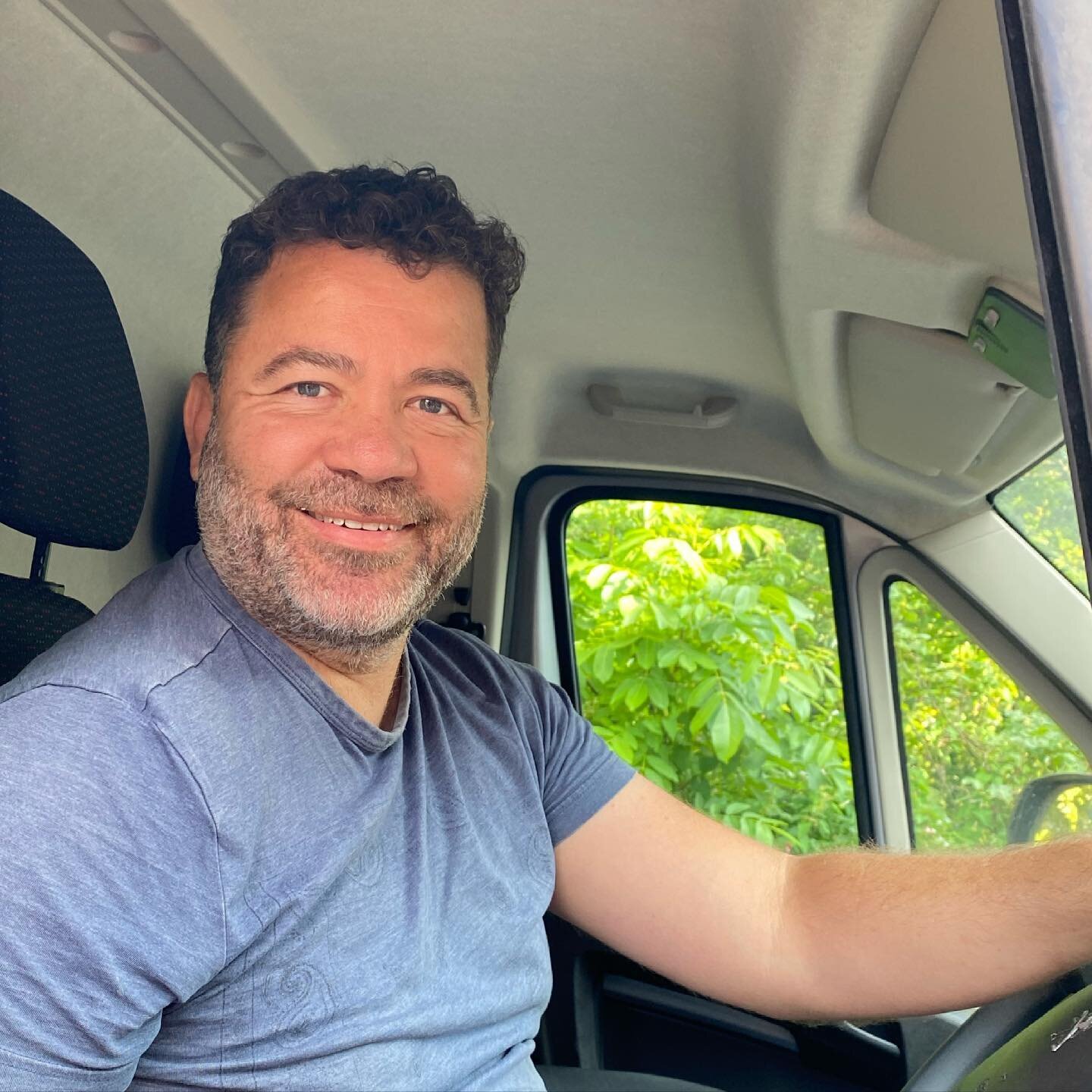 Driving a van has never felt so good. I&rsquo;ve always been someone who thrives with purpose. And the purpose of #wastenottwantnott is threefold ;

♻️ helping y o u 
♻️ helping the environment 
♻️ helping vulnerable children

Every mattress we move,