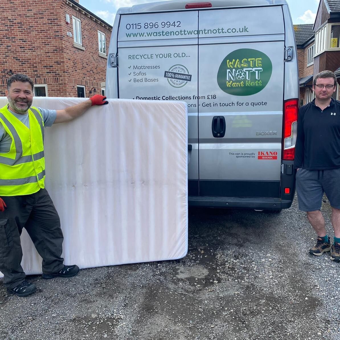 Having the sign-written VAN seems to be paying off 🥳👏🏼🥰♻️ Today we collected from Alex &amp; here&rsquo;s what he had to say... 

&ldquo;Parked behind the #WasteNottWantNott van, took a photo and ordered the removal of my old mattress when I got 