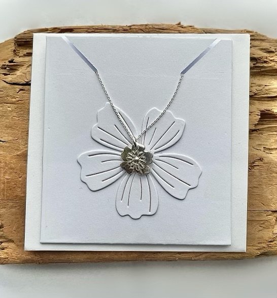JUST DROPPED! 💫 These absolutely stunning sterling silver #forgetmenots flowers are a handmade replica of our gorgeous logo. 

We couldn&rsquo;t love these any more! Both the jewellery and the presentation packaging have been beautifully handcrafted