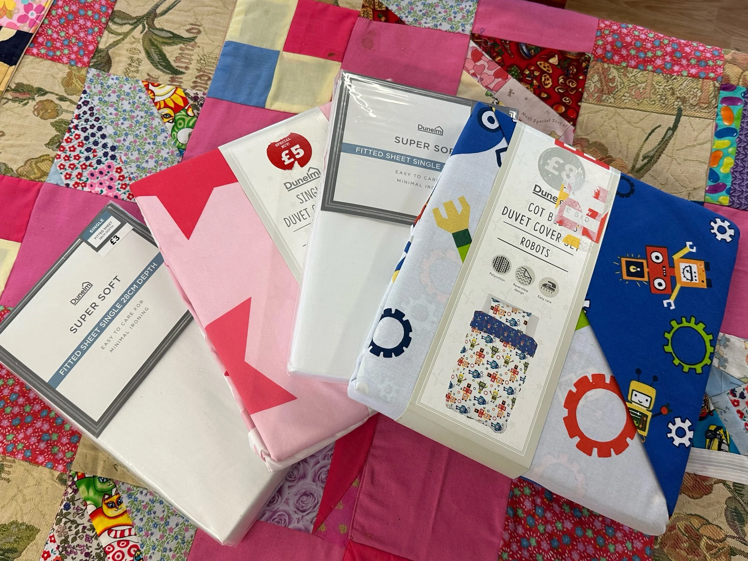 single bedding sets.jpg