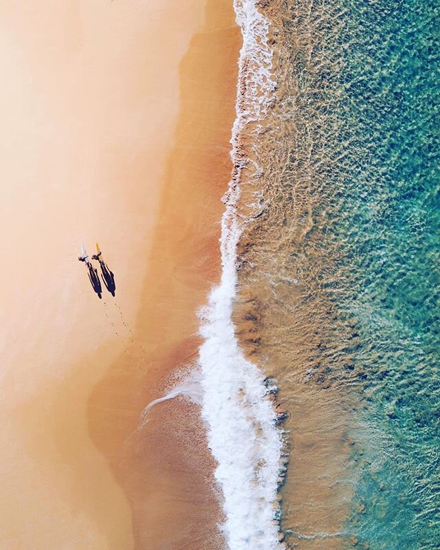 Happy Valentine for all the Beach Lovers! ❤️🌊 #surf #lovebeach #bemyvalentine #saltykisses #sandyfeet #couplegoals #srilanka #mirissa