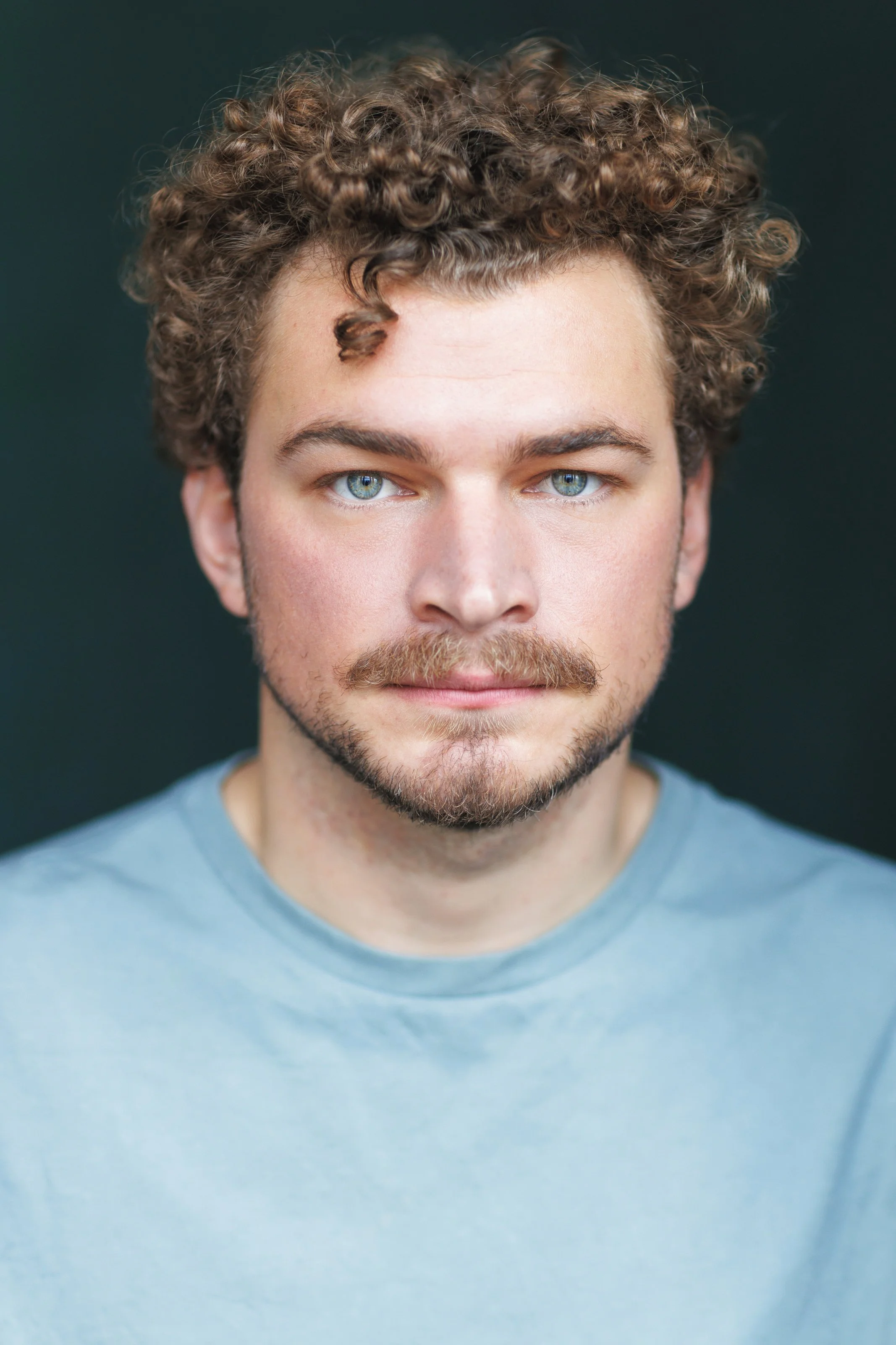 Magnus Curry, Actor | Lucinda Leon Management