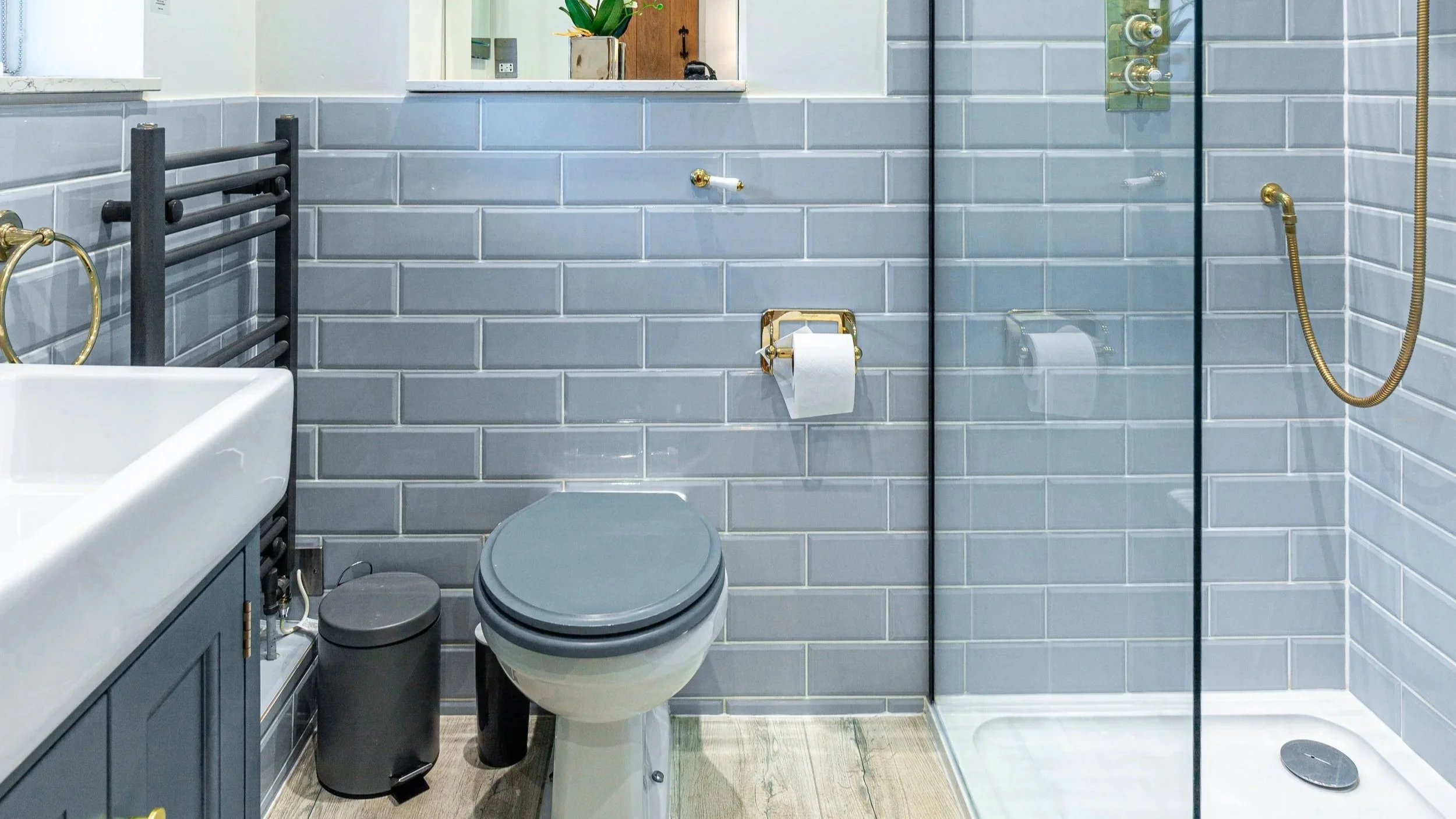 shower+room.jpg