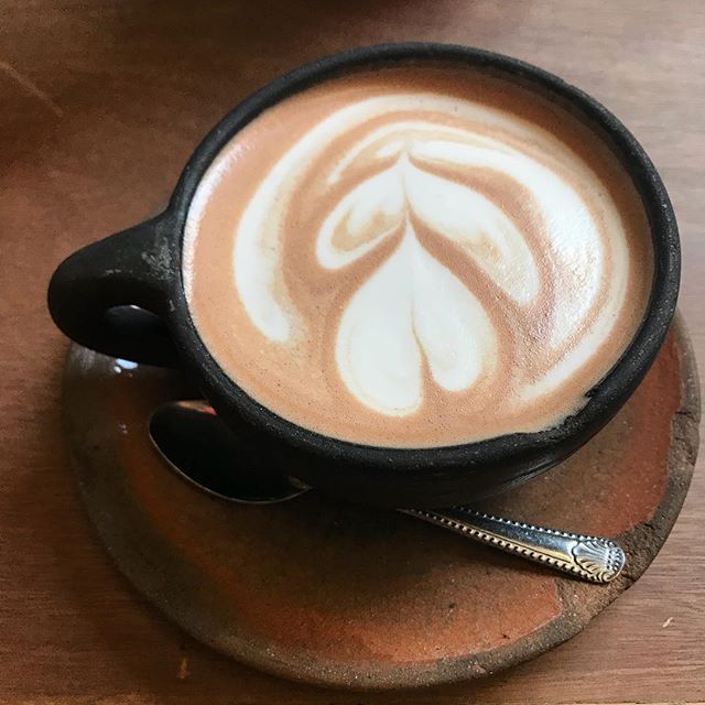 Mexican hot chocolate with milk. 😍 #mexico #chocolateconleche #mezcalculture