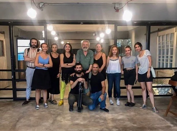 Sevgili eğitmenimiz Mustafa Ziya &Uuml;lkenciler ile Uygulamalı Sanat Y&ouml;netmenliği Okulu&rsquo;muzun ilk mezunları 🎨🎬 ⁣⁣
⁣⁣⁣
Yeni d&ouml;nem &ldquo;Uygulamalı Sanat Y&ouml;netmenliği Okulu&rdquo; ile ilgili detaylı bilgi ve kayıt i&ccedil;in⁣⁣
