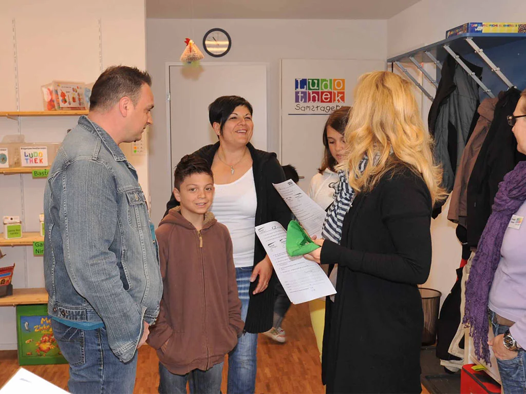 forum-samstagern-einweihungsfest-dorftreff-ludothek-22.jpg