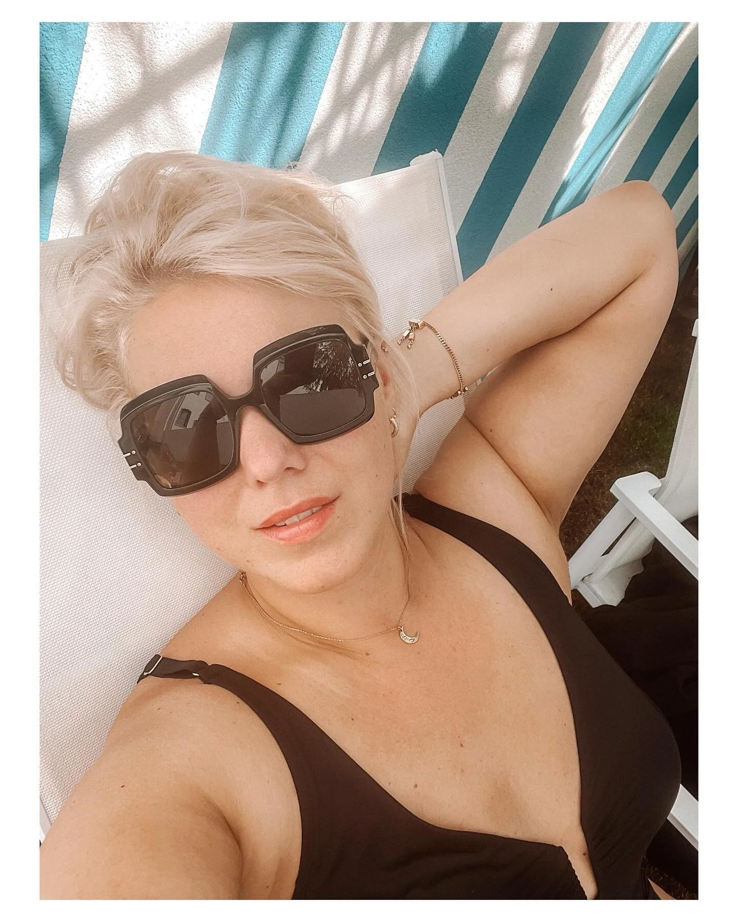 This is the kind of post my ex-boyfriend would have labeled &ldquo;narcissistic&rdquo;. He&rsquo;s kinda right and I kinda don&rsquo;t care 😎

I spent a blissful afternoon by the pool, doing nothing. Well, not nothing - I napped, drank a glass of Po