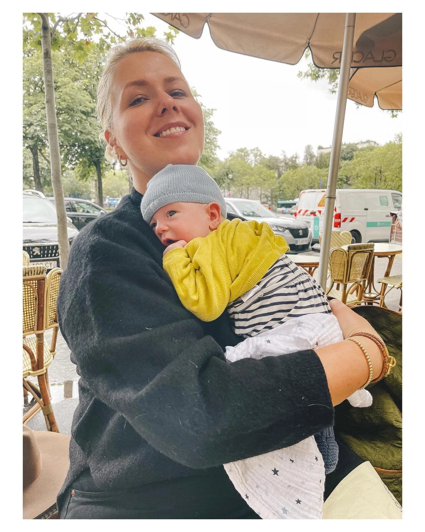 Breakfast of champions Wednesday morning with jeun monsieur Moritz 🥰
.
.
.
.
.
.
.
#breastcancer #breastcancerawareness #cancer #breastcancersurvivor #cancersucks #cancersurvivor #fuckcancer #breastcancerawarenessmonth #survivor #brca #cancerawarene