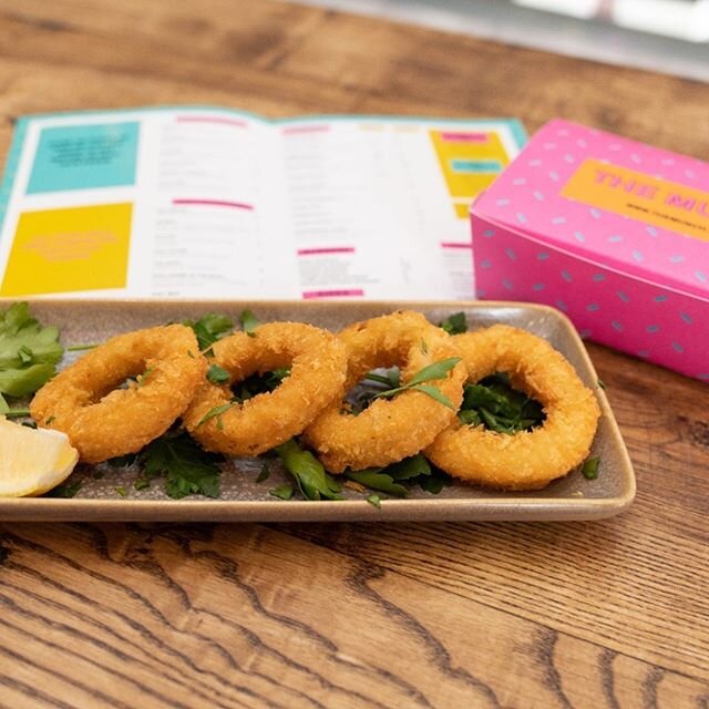 Calamari looking deeeeelicious! Get yours today @themunchlondon