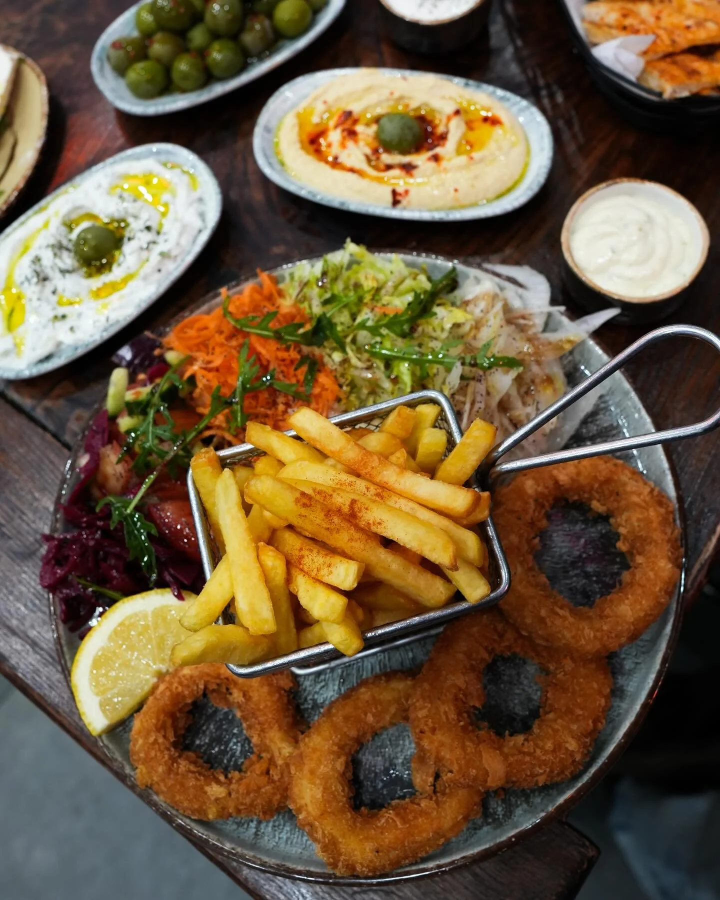 Lunch is sorted at The Munch 🫡 

Dine in or takeaway from 11:00 today and enjoy some Calamari after a long weekend 💪

Find us at 148 Shoreditch High Street 📍

#themunch