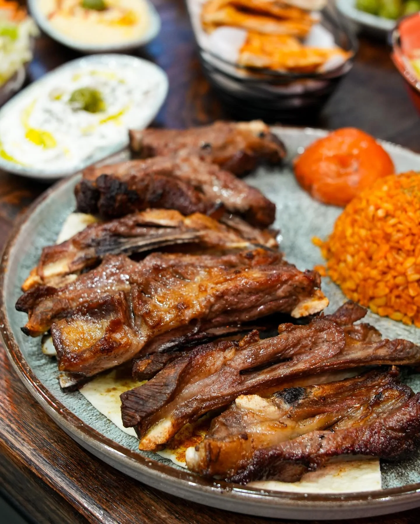 Your meat selection at The Munch 🤤 Chops, Ribs, Doner? We&rsquo;ve got you covered 7 days a week in the heart of Shoreditch 👌🏼

If you look at the screen long enough you can almost taste the flavours 😋

#themunch #shoreditch