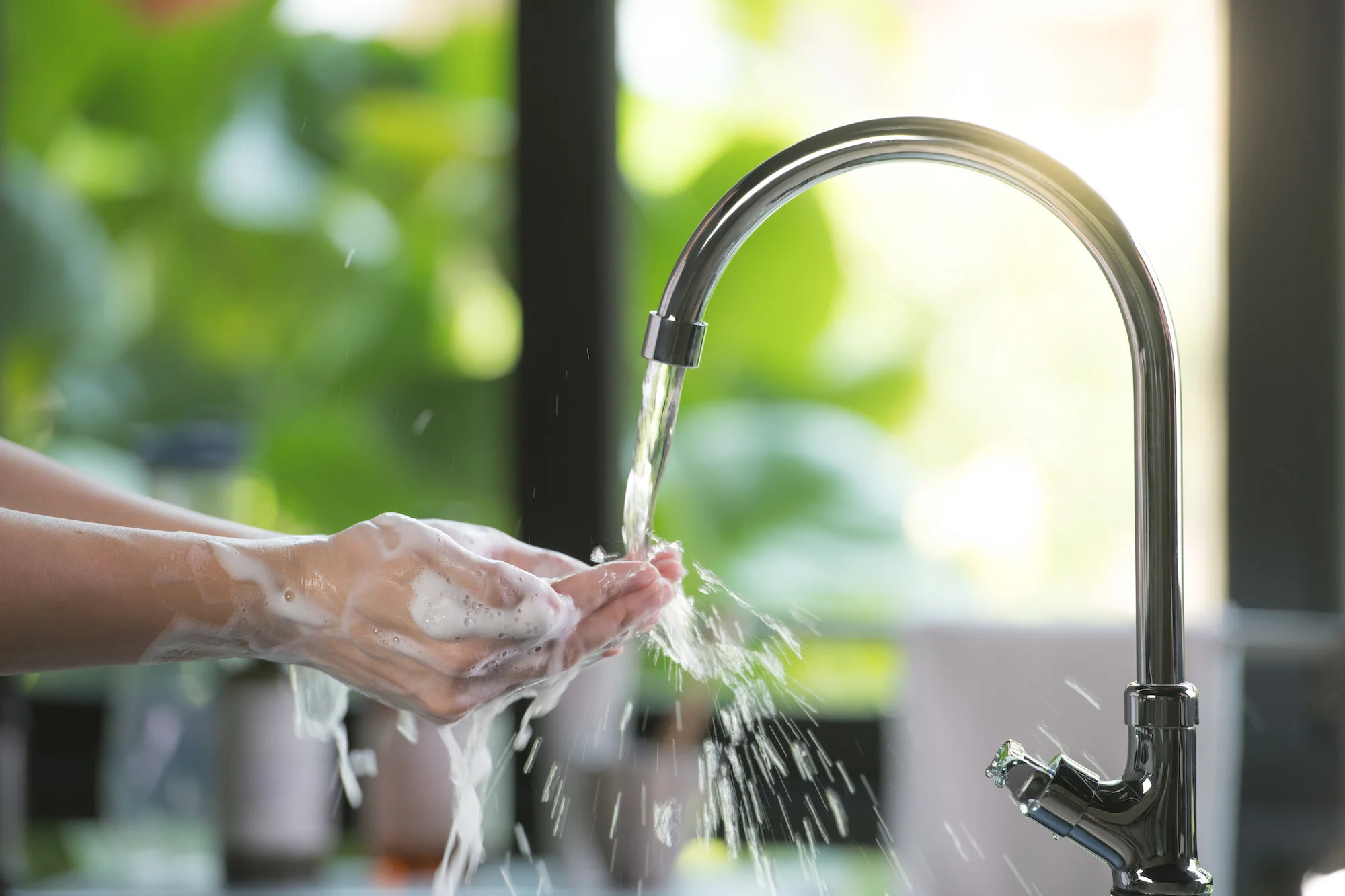 washing-hands-TGM2CLX.jpg