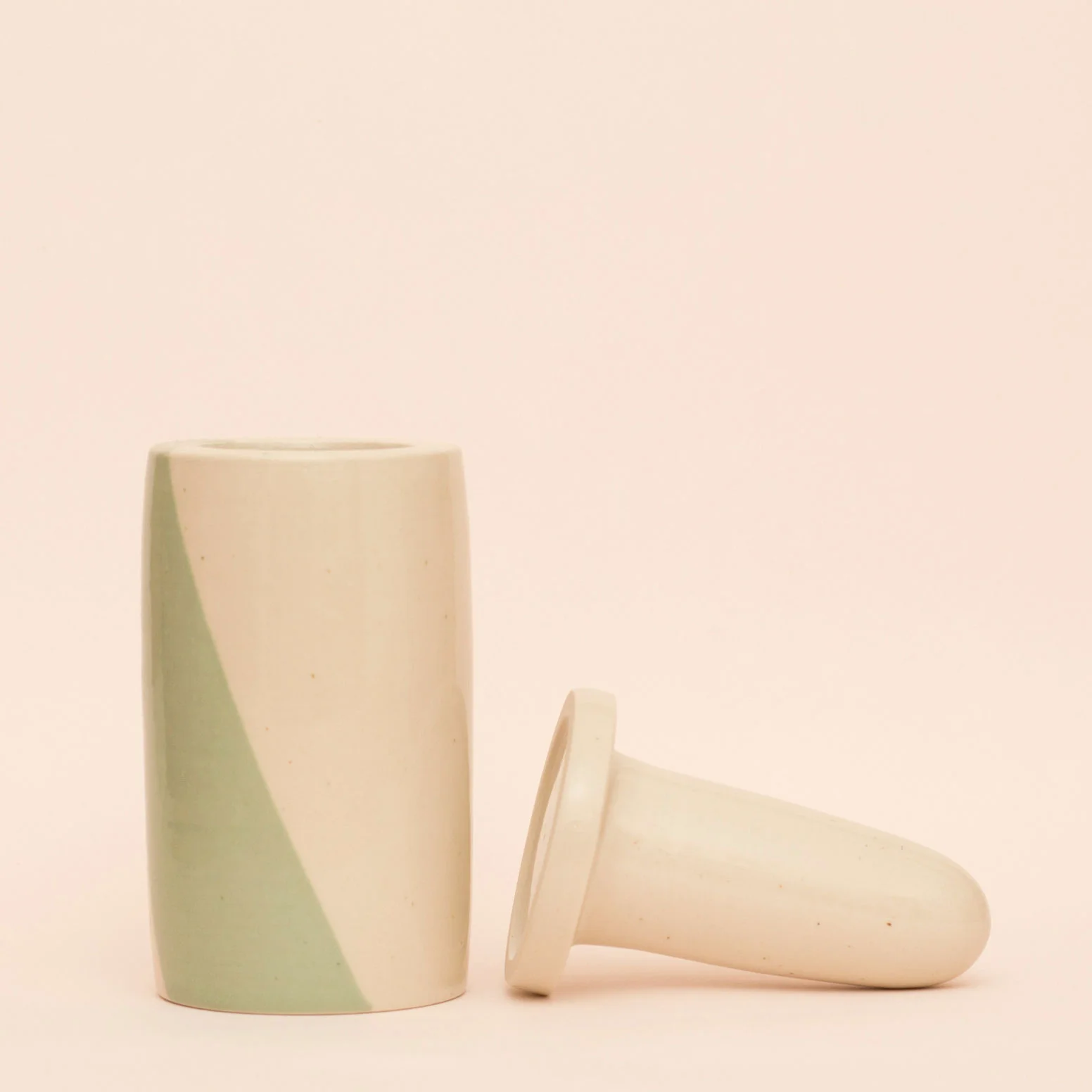 Euforia dildo in a vase Totuma 6 Small Flat