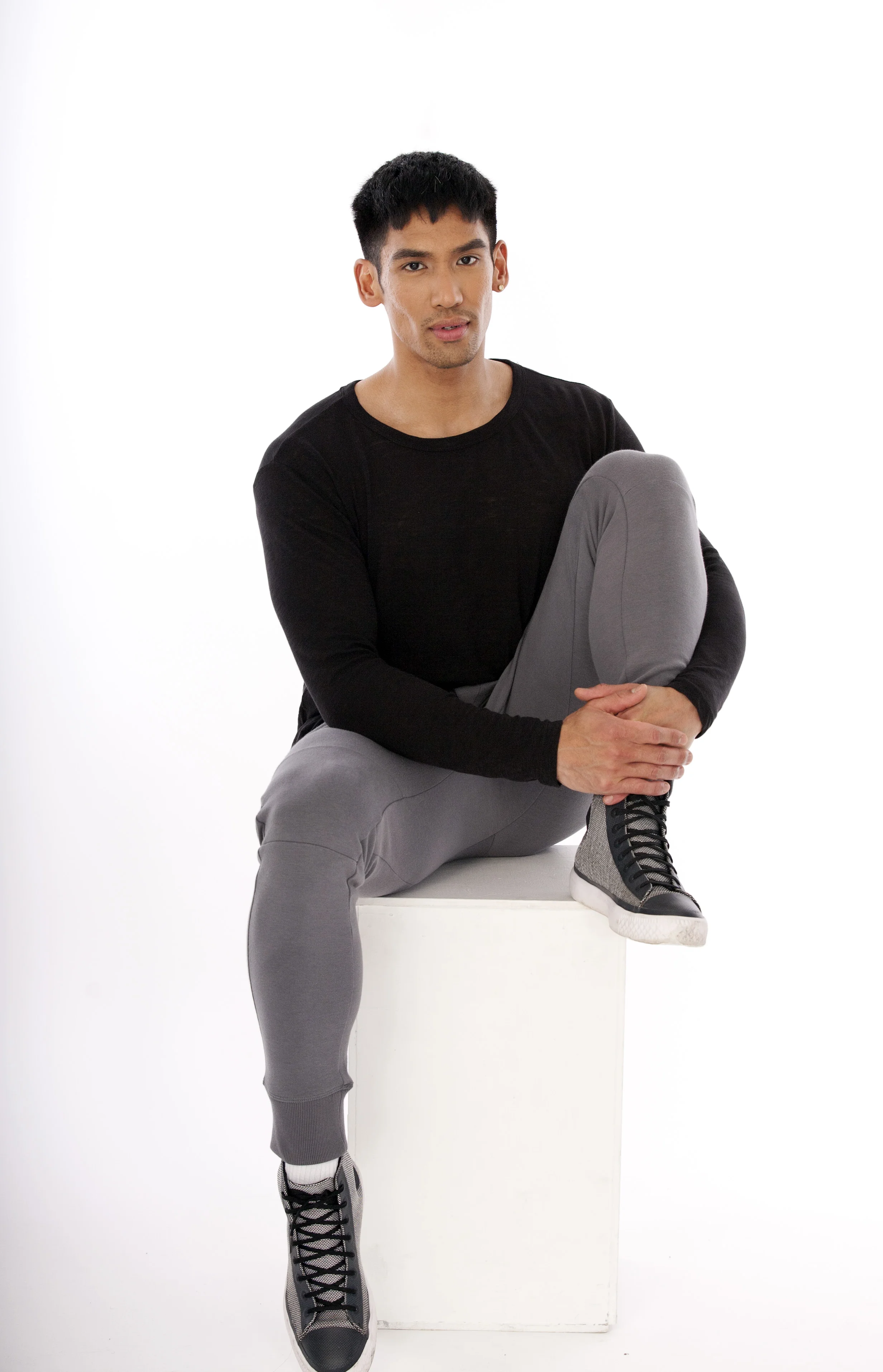 Eddy Tomas for Avant Habit a(10).jpg