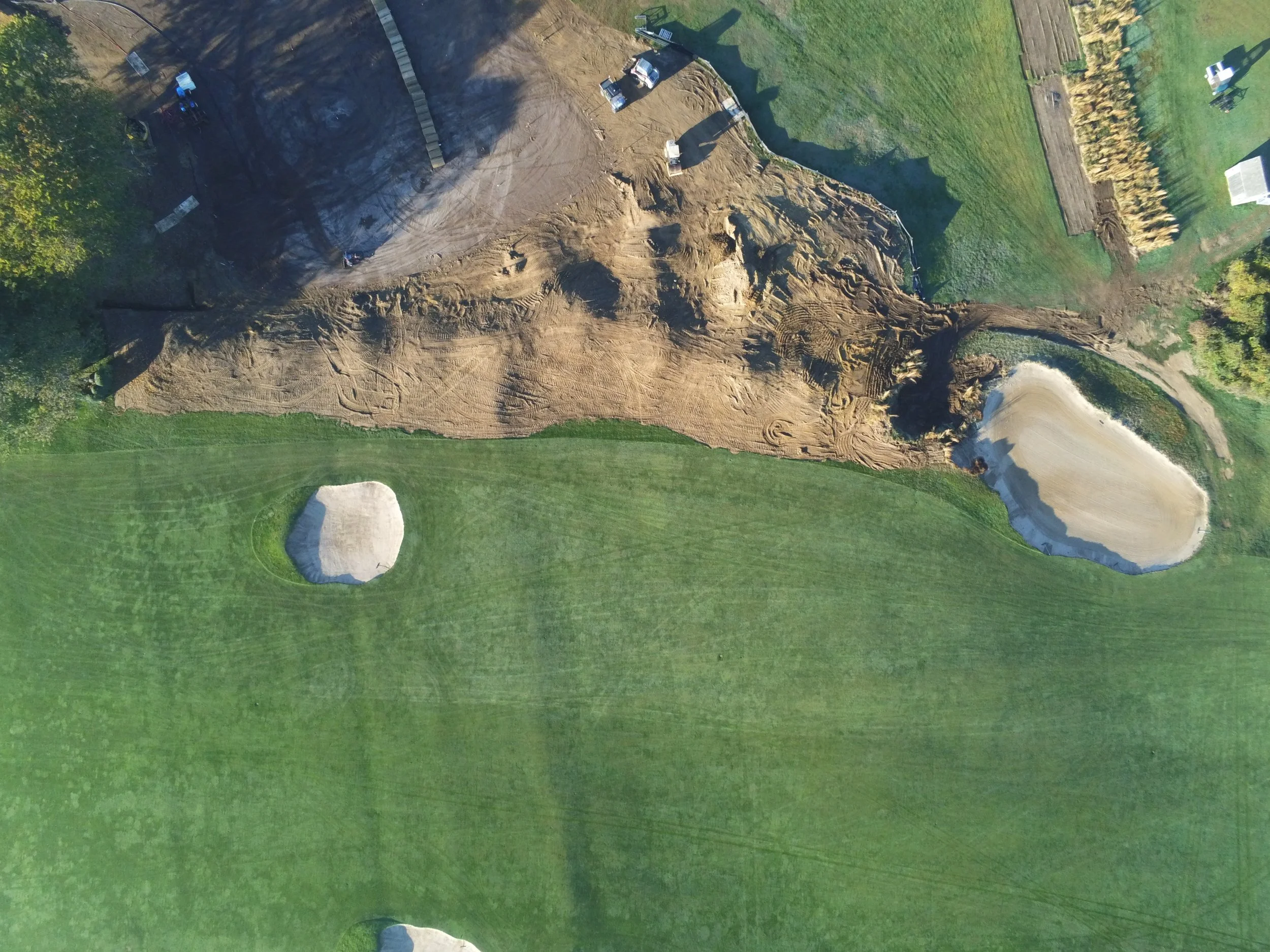  Mounds Blending with Fairway Contours. 