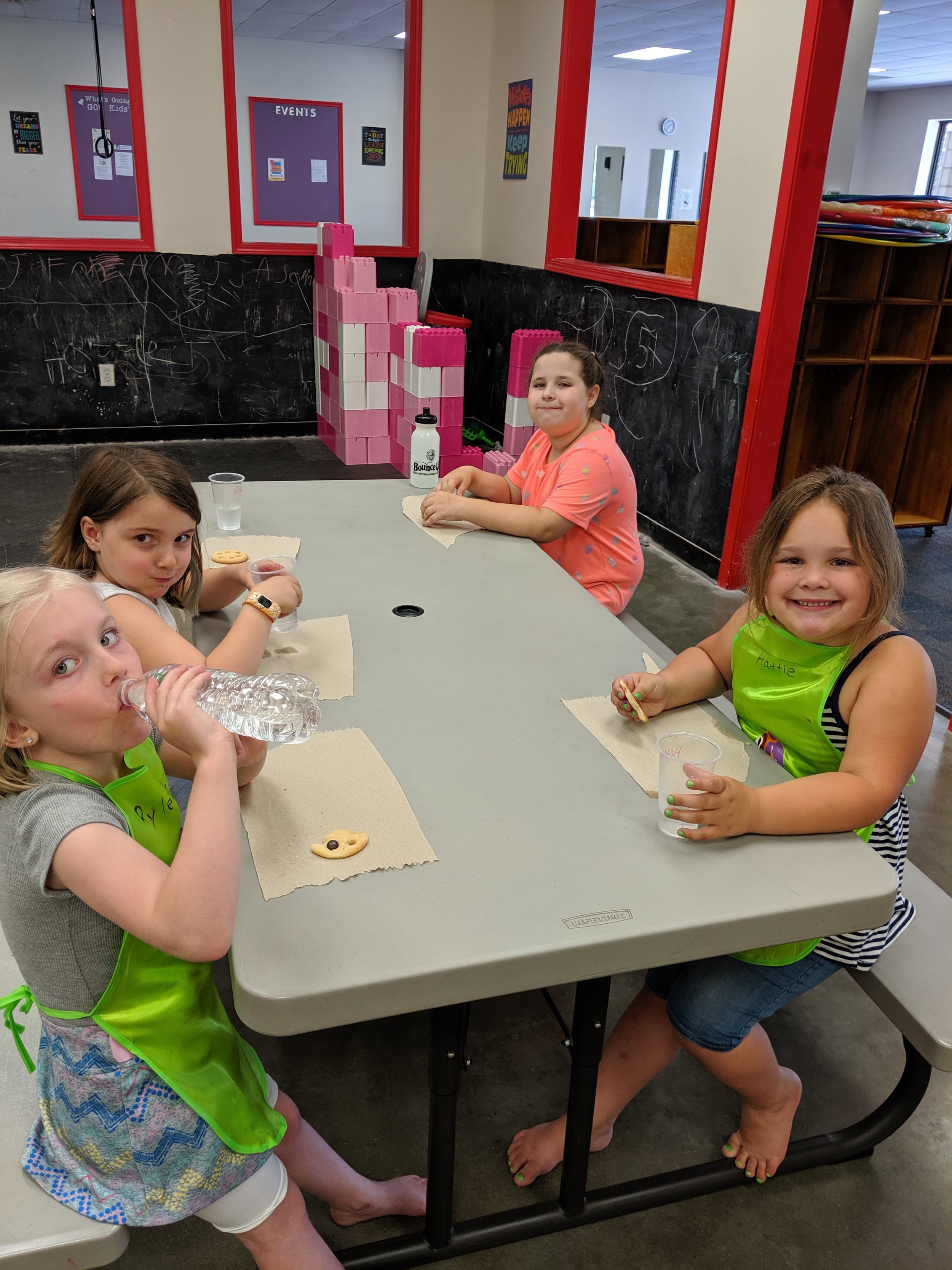 Kids eating snack