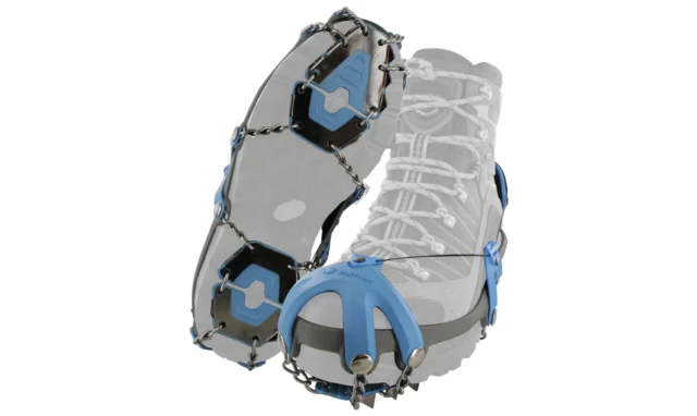 Yaktrax_Summit2.jpg