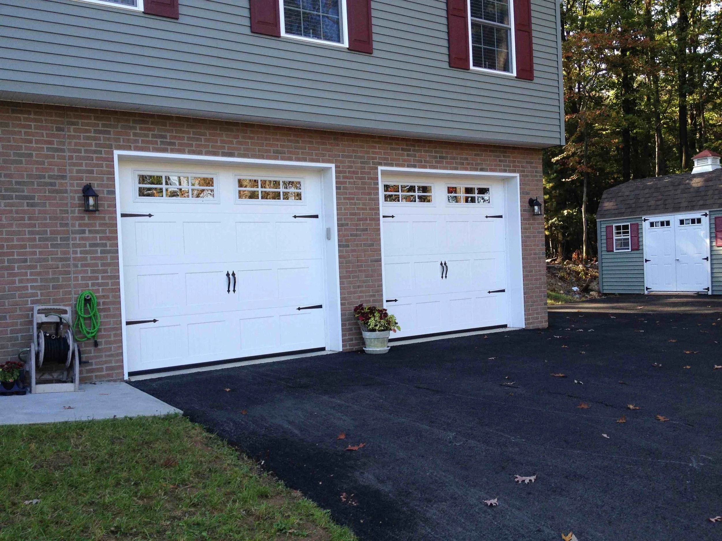 dowson rr gar doors.jpg