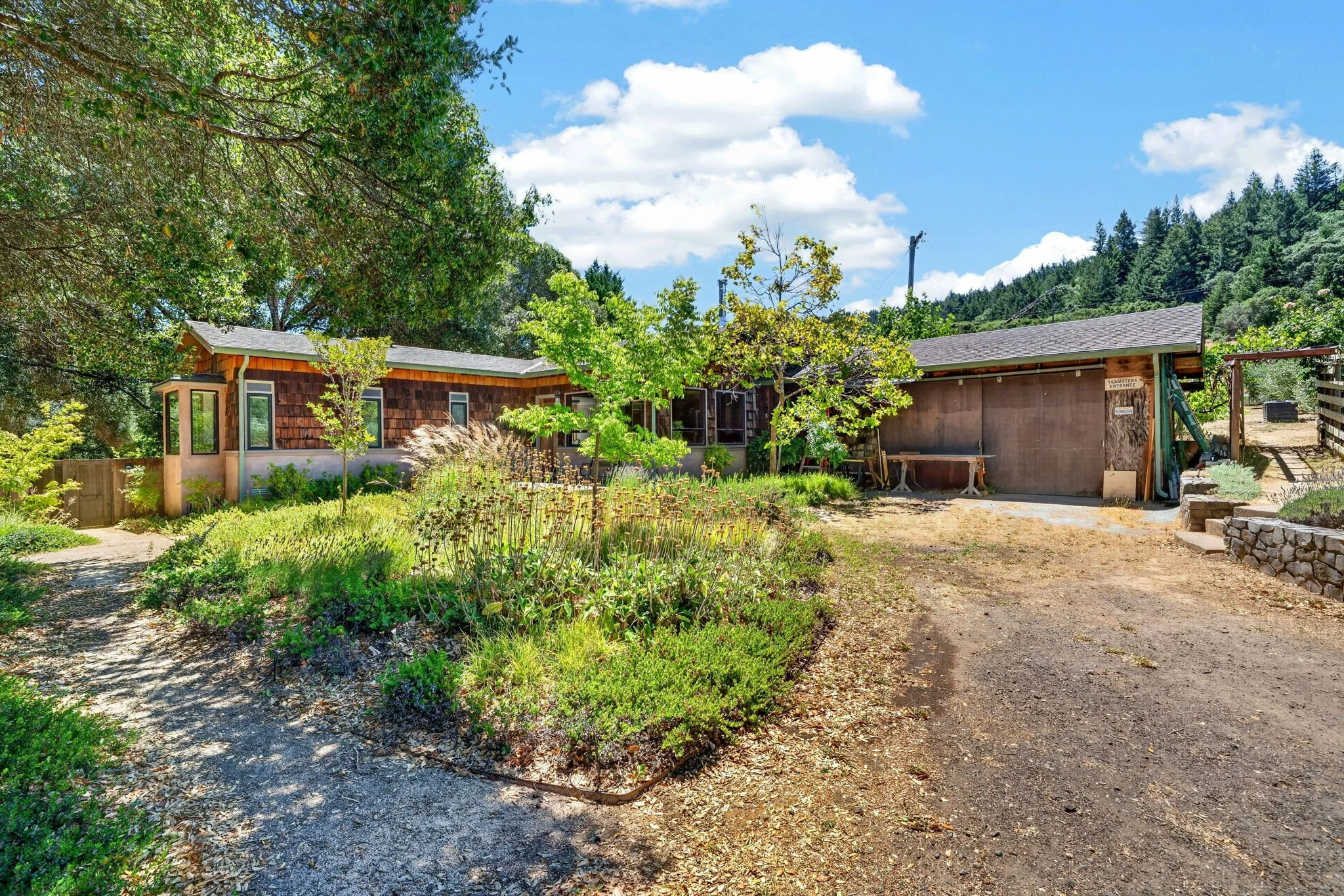 10560 Anderson Valley Way, Boonville, CA - $650,000 