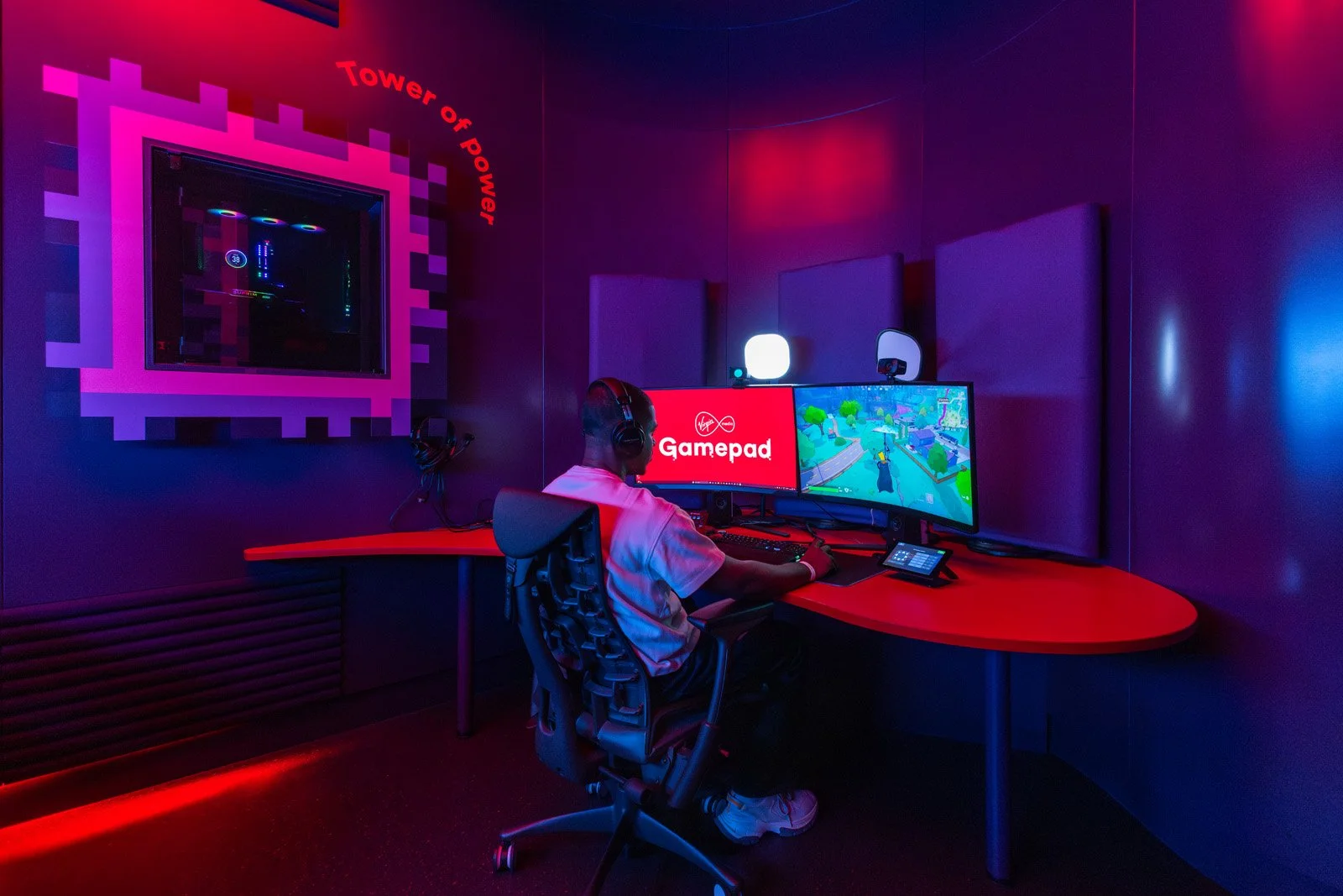 Virgin FortniteTheSimpsons_Nov25_077.jpg