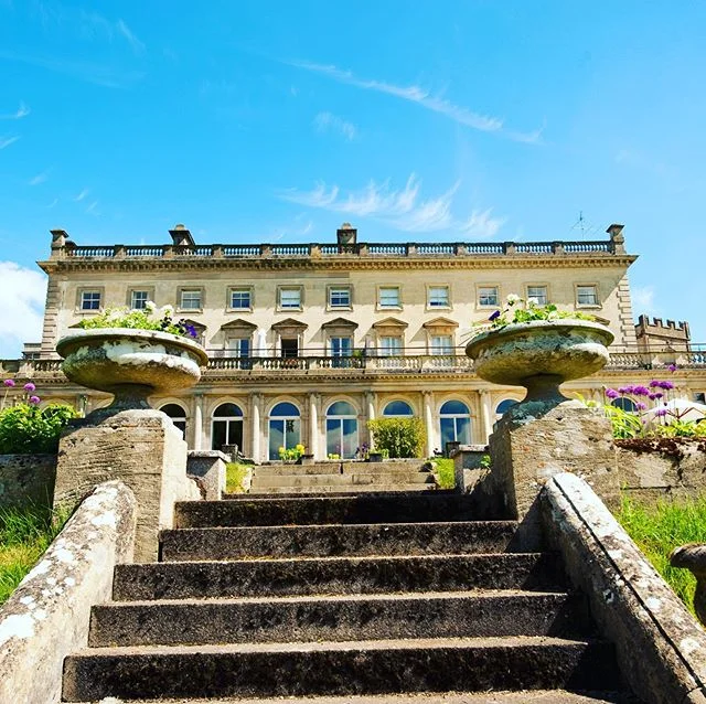 🙌🙌 @cowleymanor @curioushotels .
.
.
#beautifulhotels #countryhousehotel #luxurytravel #travelblogger #travel #travelgram #weekendgetaway #relax #luxuryhotels #vacation #takemethere #luxuryescapes