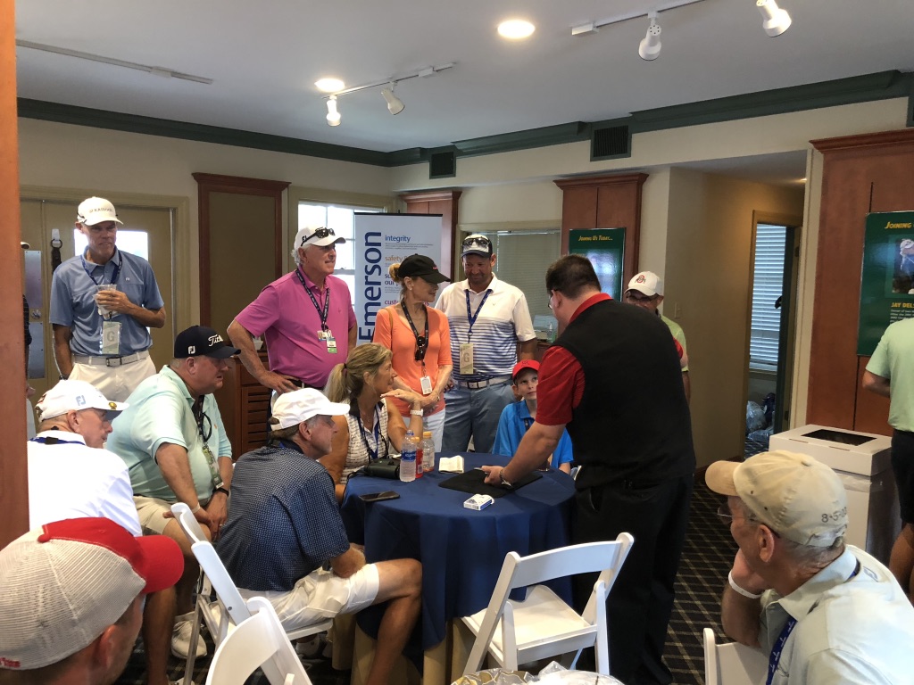 PGA2018facingright.jpg