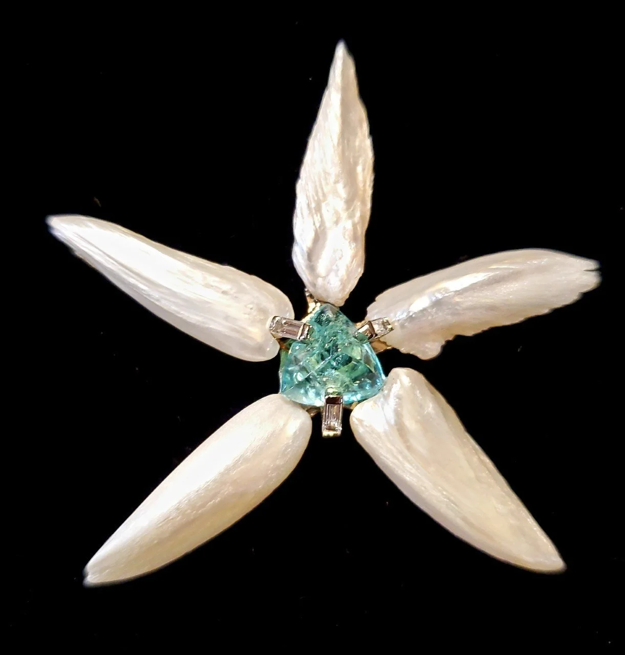 Paraiba+Tourmaling+and+American+Natural+Freshwater+Pearl+Pin.jpg